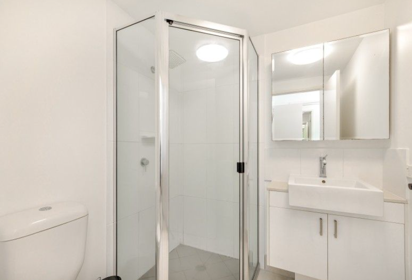 102/240 Buchan Street, Westcourt, QLD 4870 - Image 5