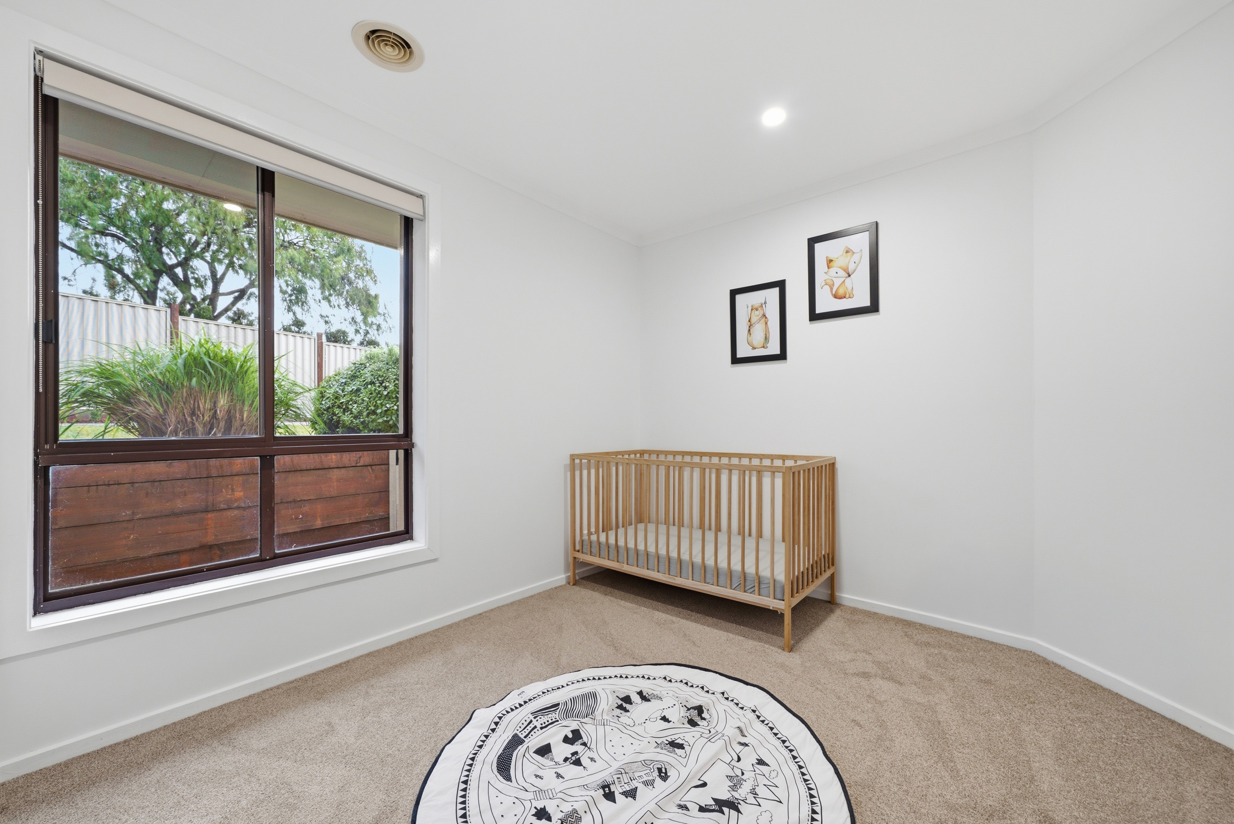 3-bedroom unit at 1 5 ANTHONY DRIVE, LYSTERFIELD VIC 3156, Knox, Victoria