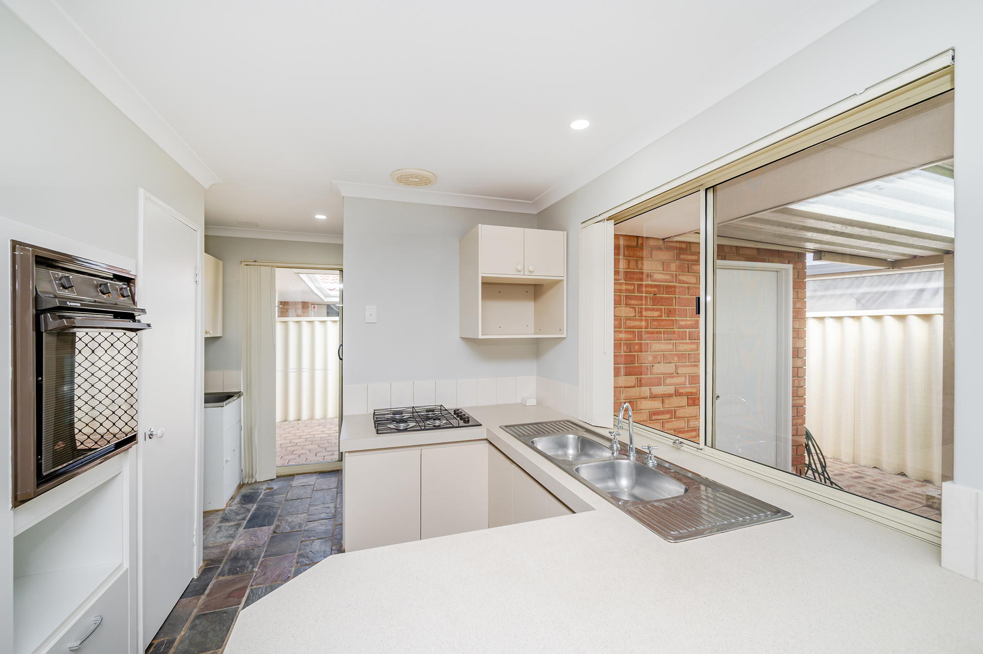 3-bedroom unit at 5/6 Luton Close, Ballajura, WA 6066, Swan, Western Australia