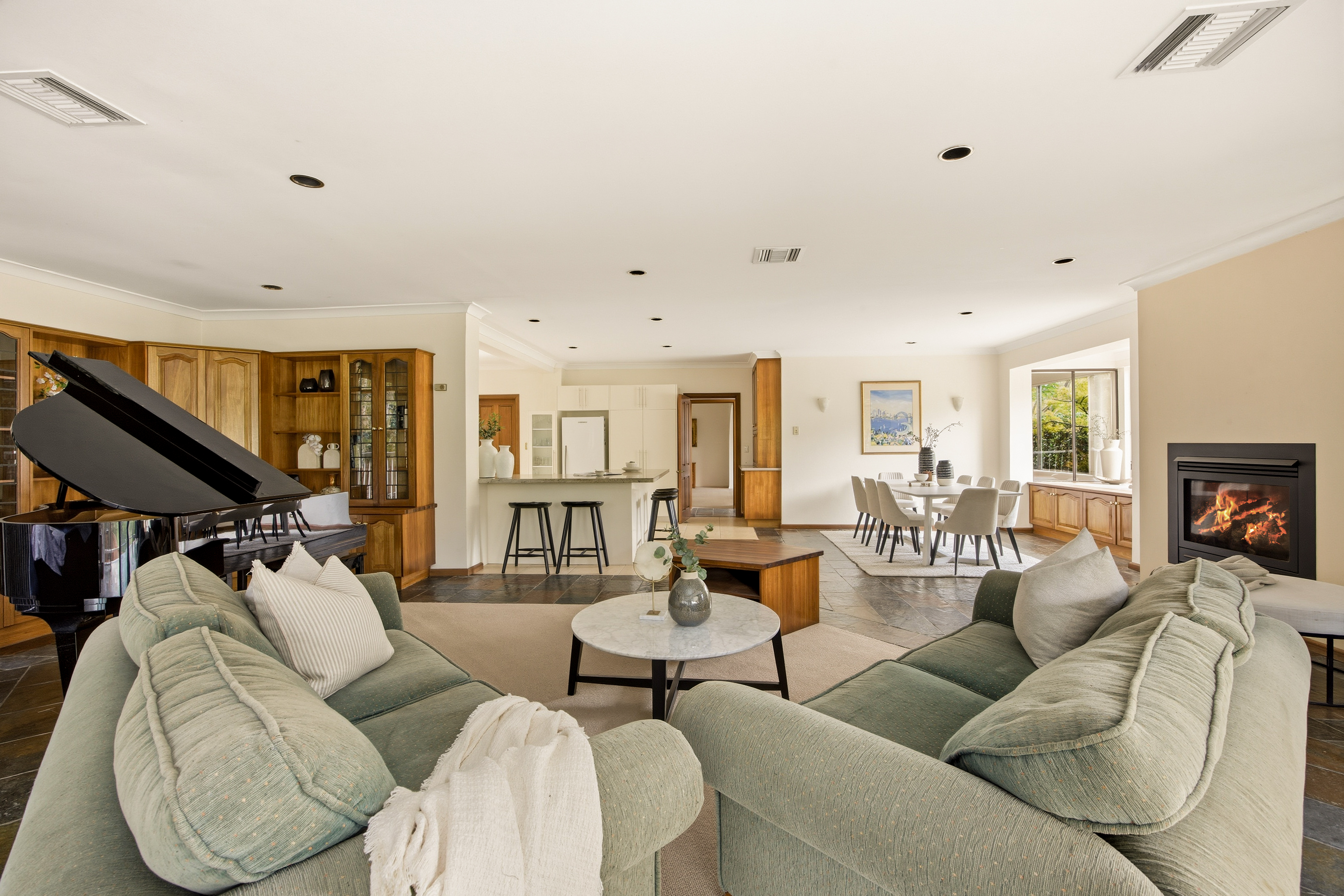 8 WOODVALE CLOSE, St Ives NSW 2075 - Image 3