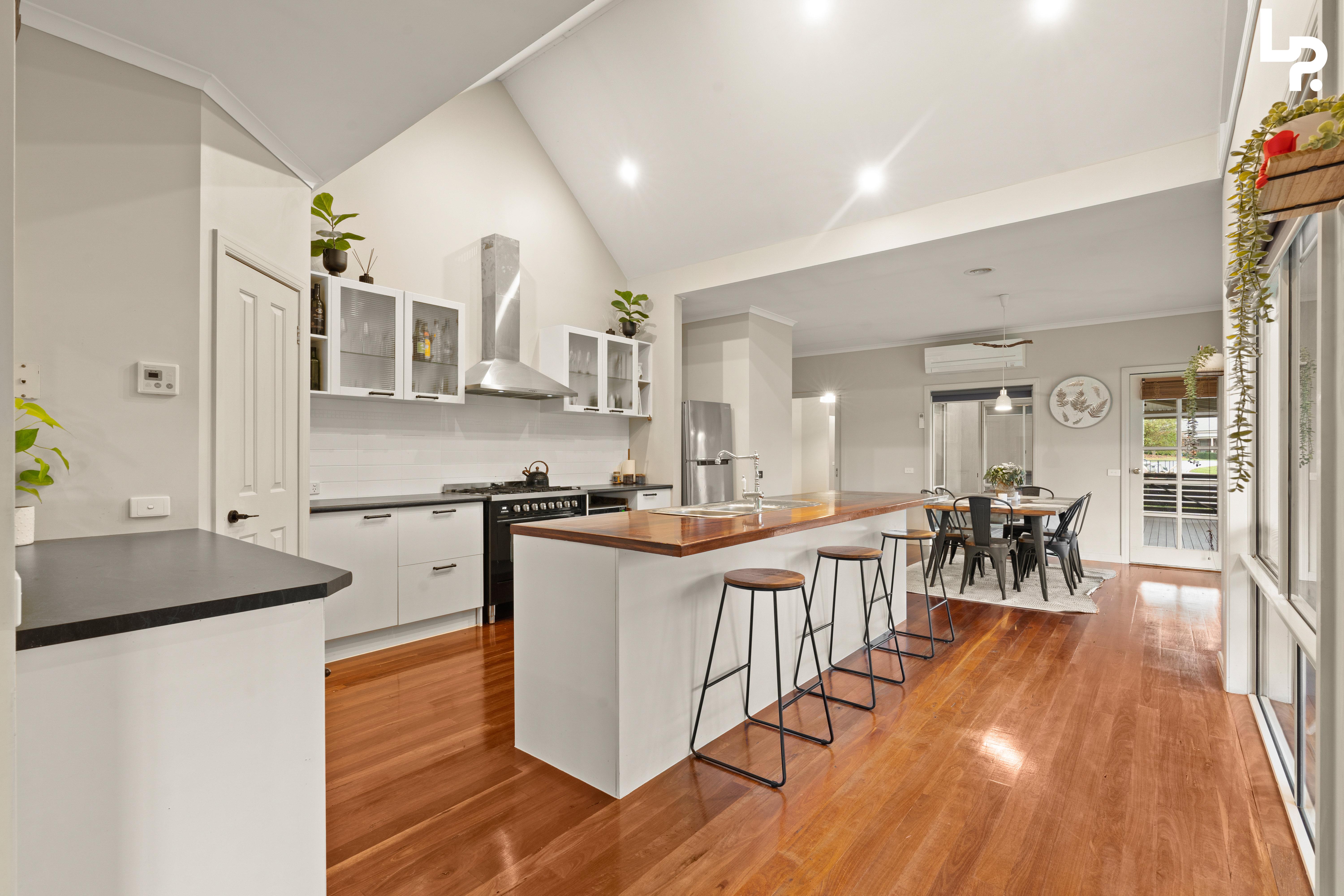60 MARTIN COURT, Warragul VIC 3820 - Image 8