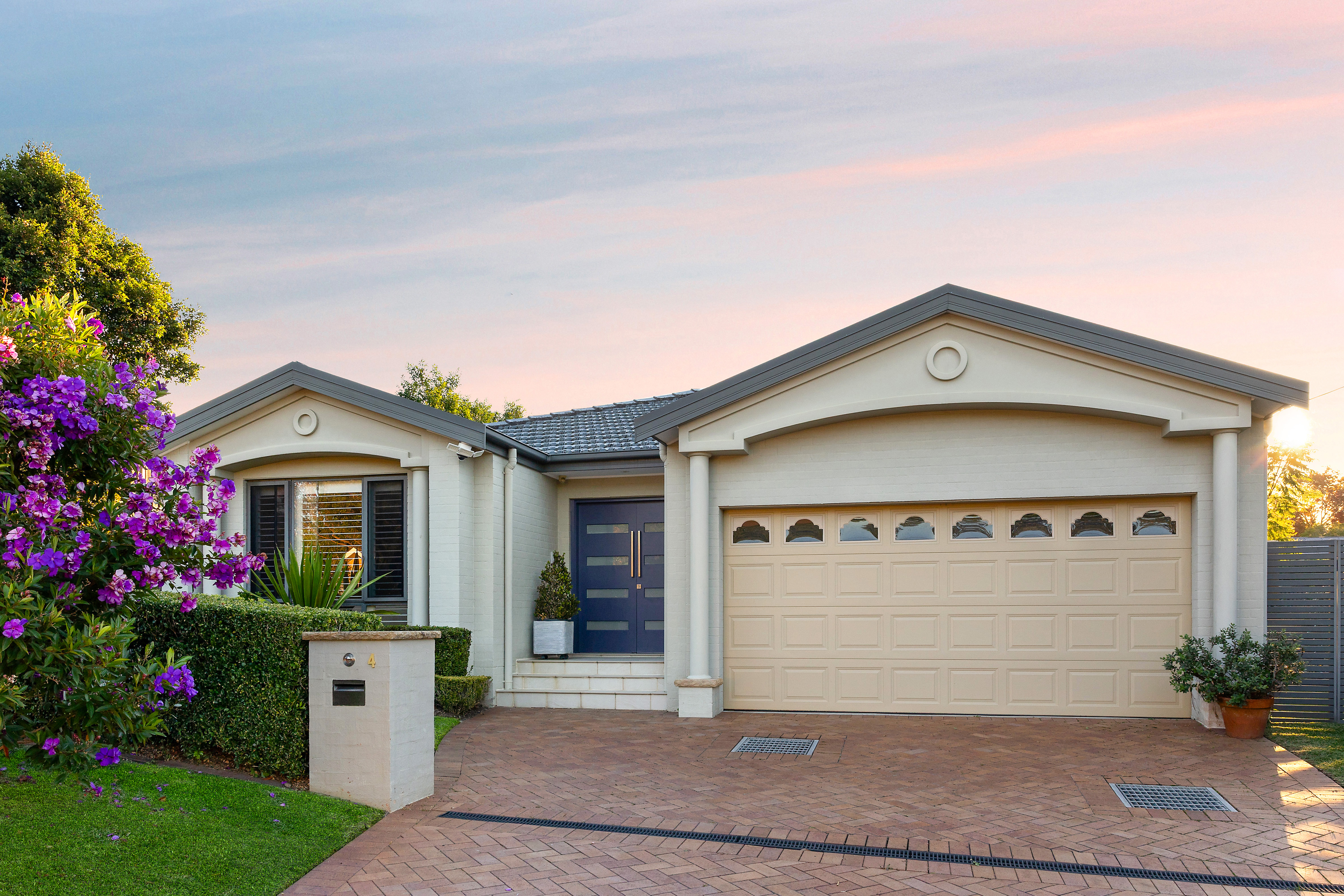 4 KAREN ROAD, St Ives NSW 2075 - Image 1