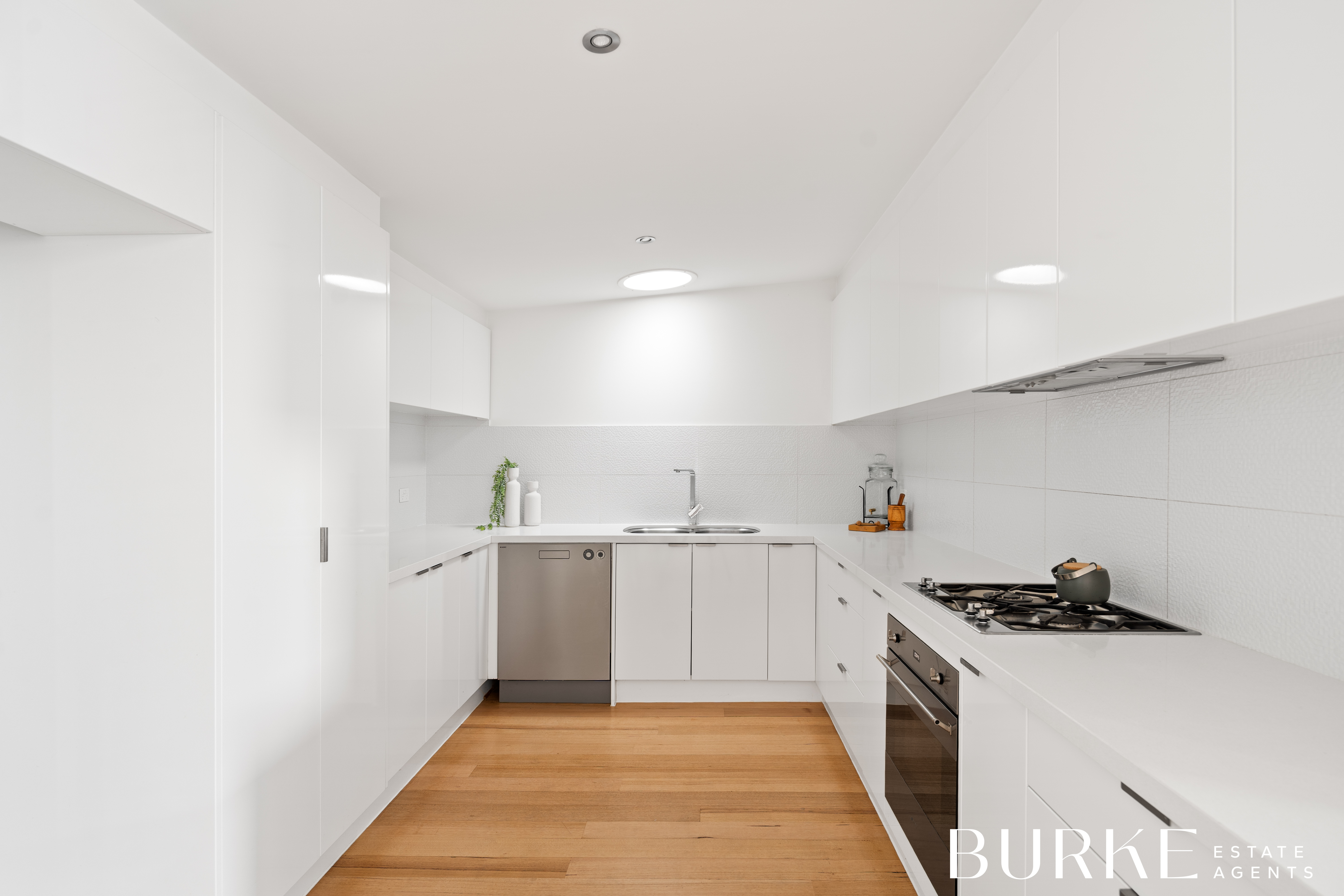 2 87 CANNING STREET, AVONDALE HEIGHTS VIC 3034 - Image 7