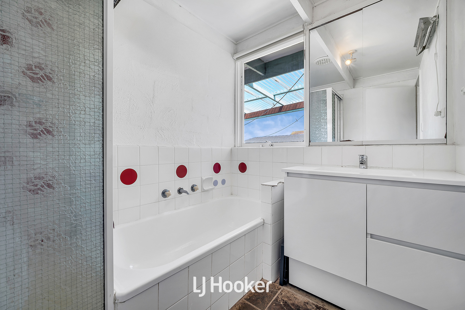 3-bedroom house at 68 Heatherton Road, Endeavour Hills, VIC 3802, Casey, Victoria