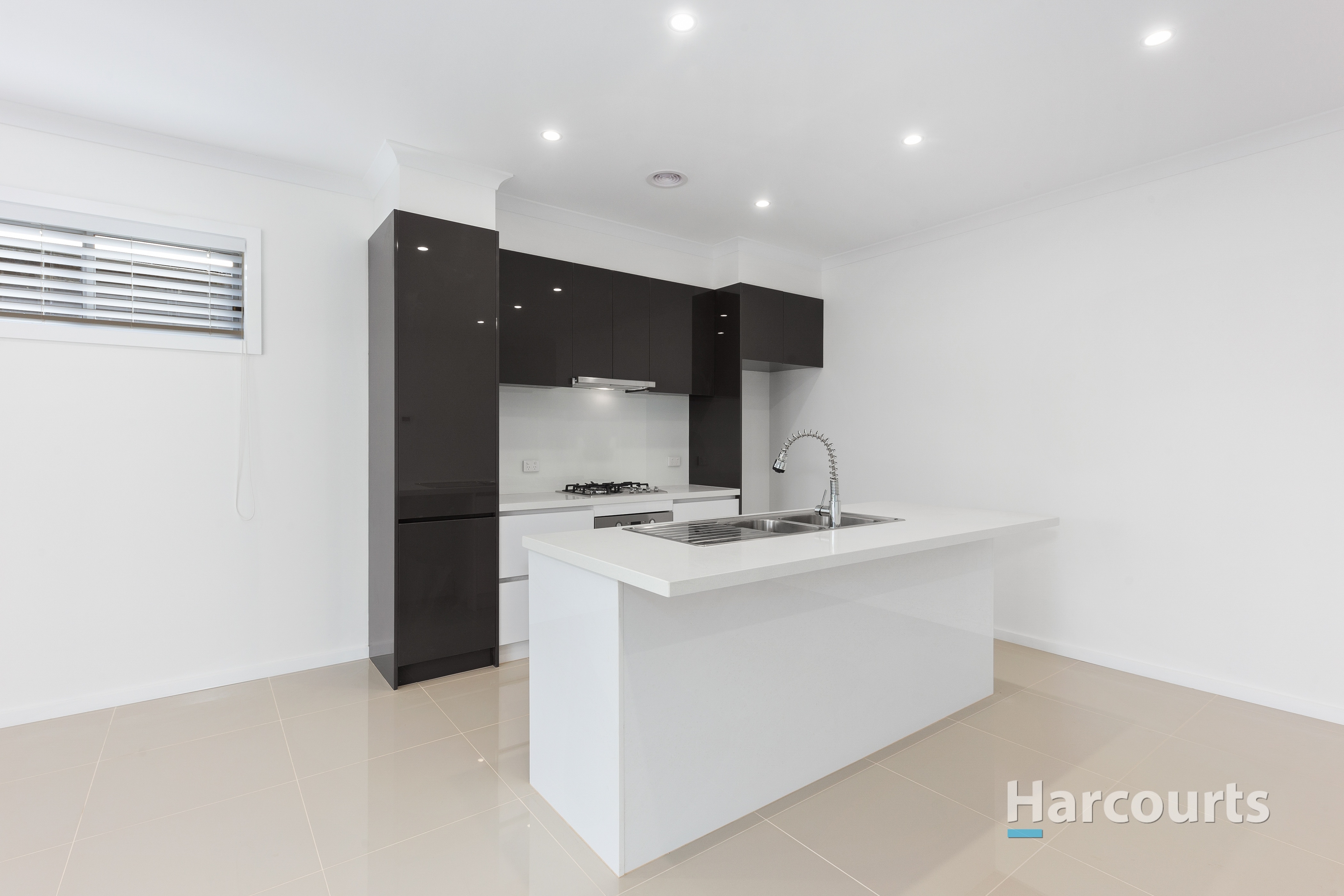 29 Dumfries Street, Deer Park, VIC 3023 - Image 9
