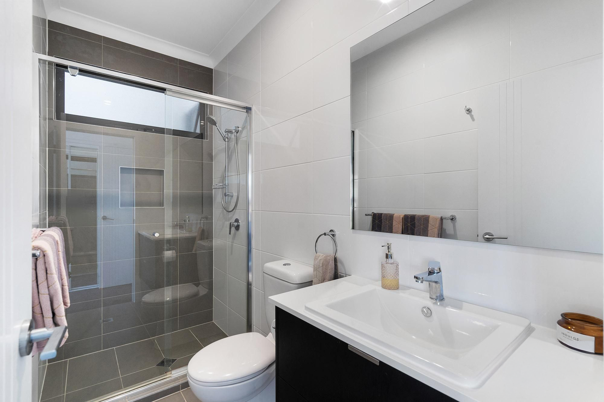 4-bedroom unit at 4 29 ORANA STREET, CARINA QLD 4152, Brisbane, Queensland