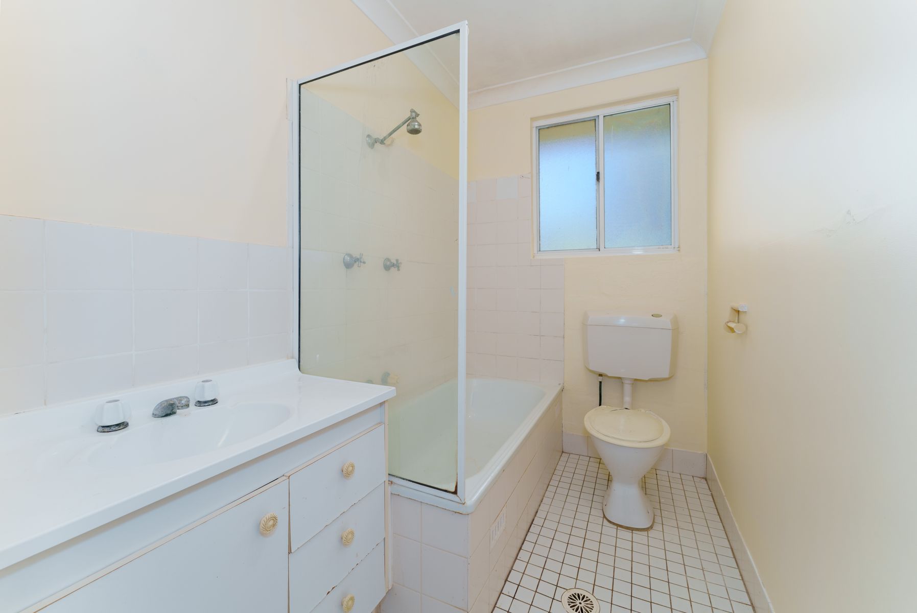 37 WESTBOURNE AVENUE, Wentworth Falls NSW 2782 - Image 9