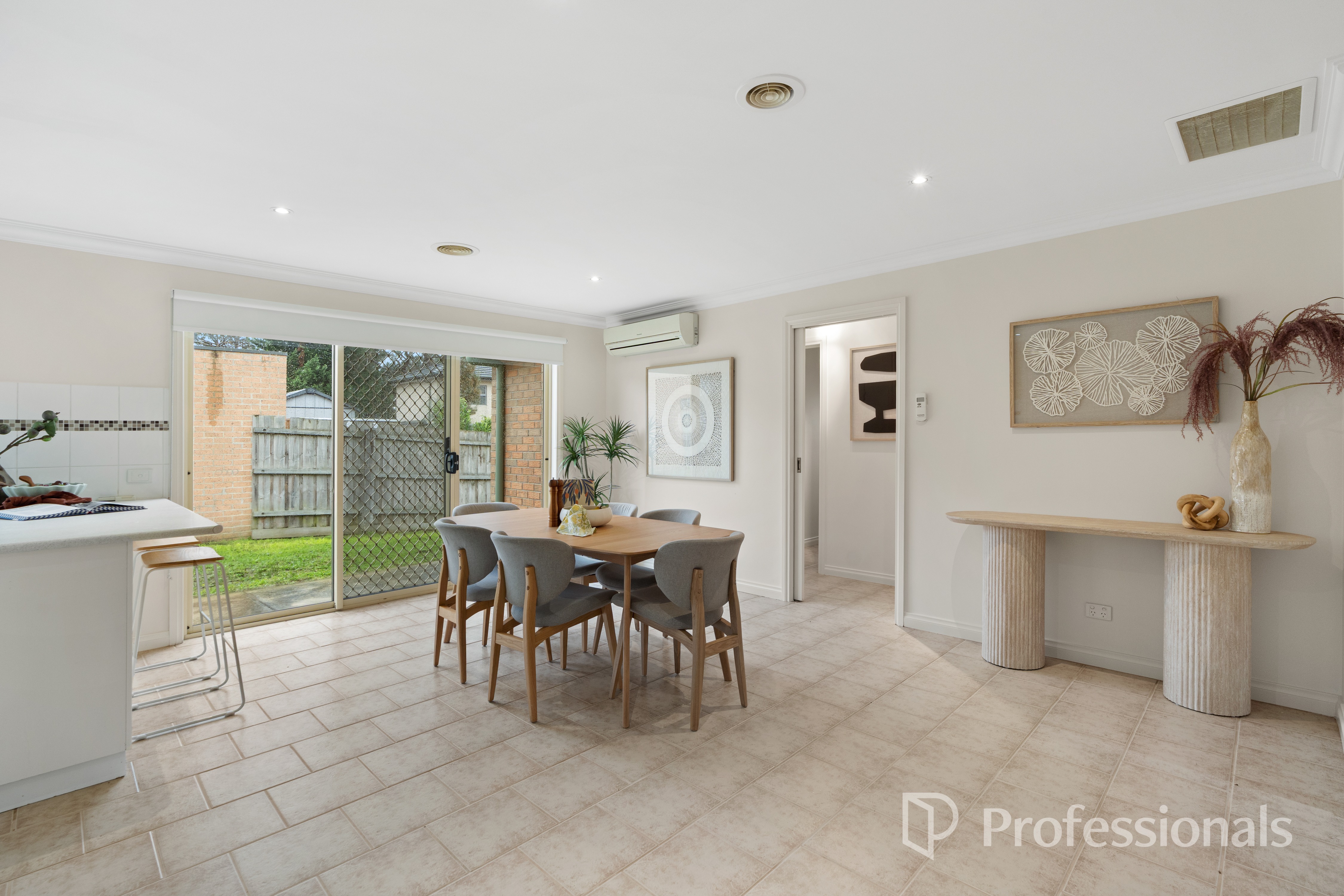 3-bedroom unit at Unit 3 66 Gertonia Avenue, Boronia VIC 3155, Knox, Victoria