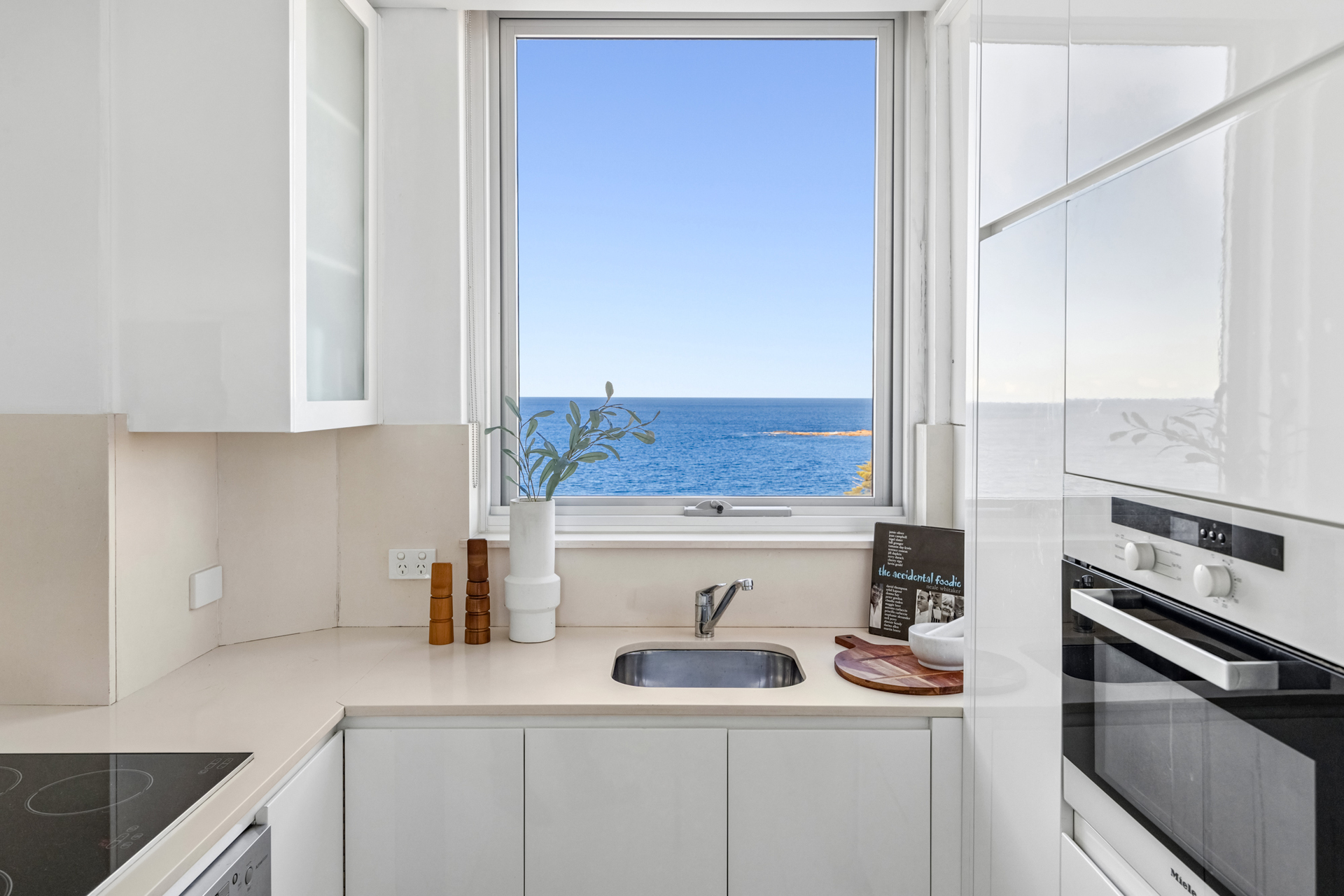 1-bedroom unit at 27/58-60 Carr Street, Coogee, Nsw, 2034, Randwick, New South Wales