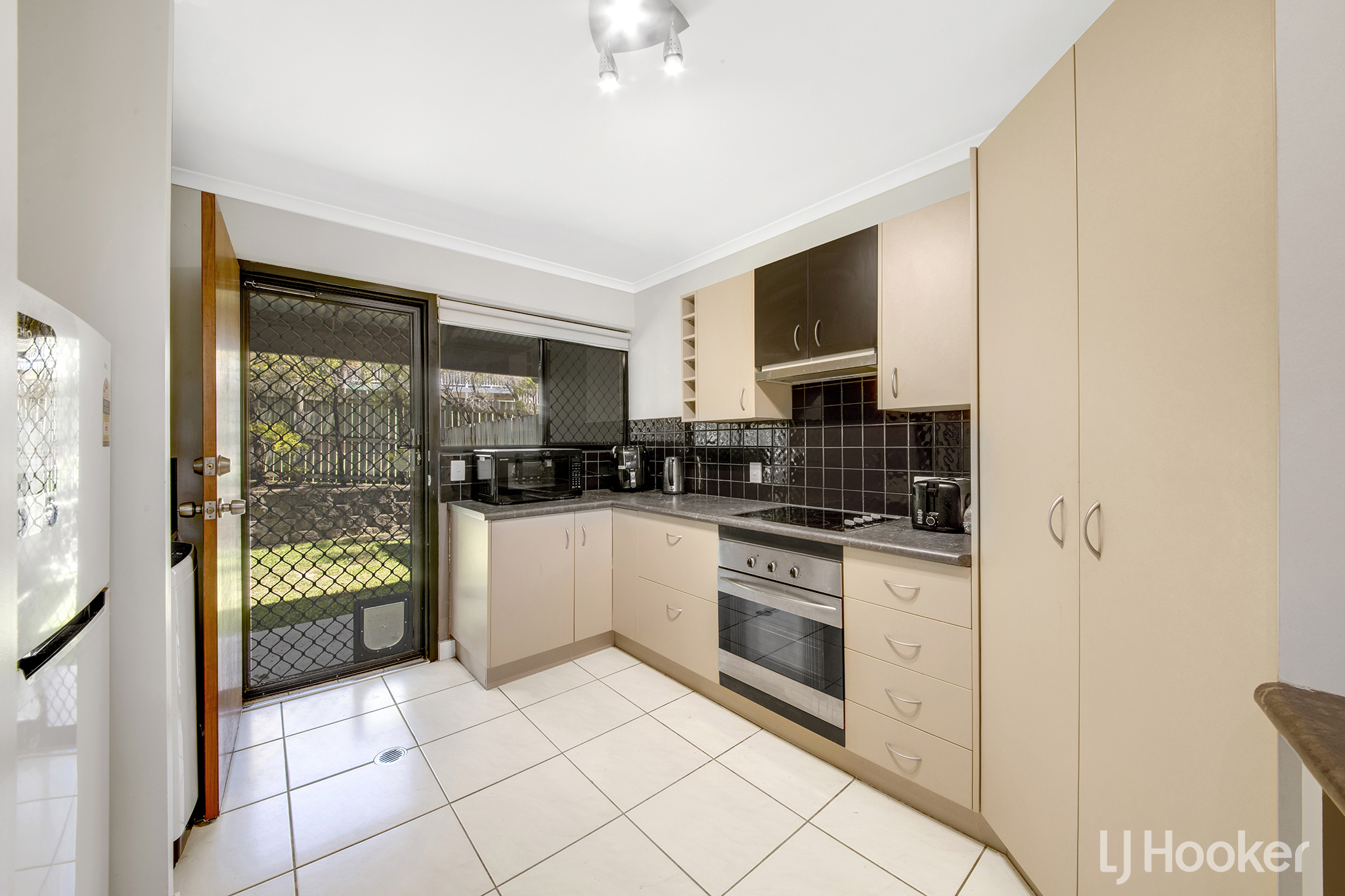 3 34 MARTEN STREET, SOUTH GLADSTONE QLD 4680 - Image 6