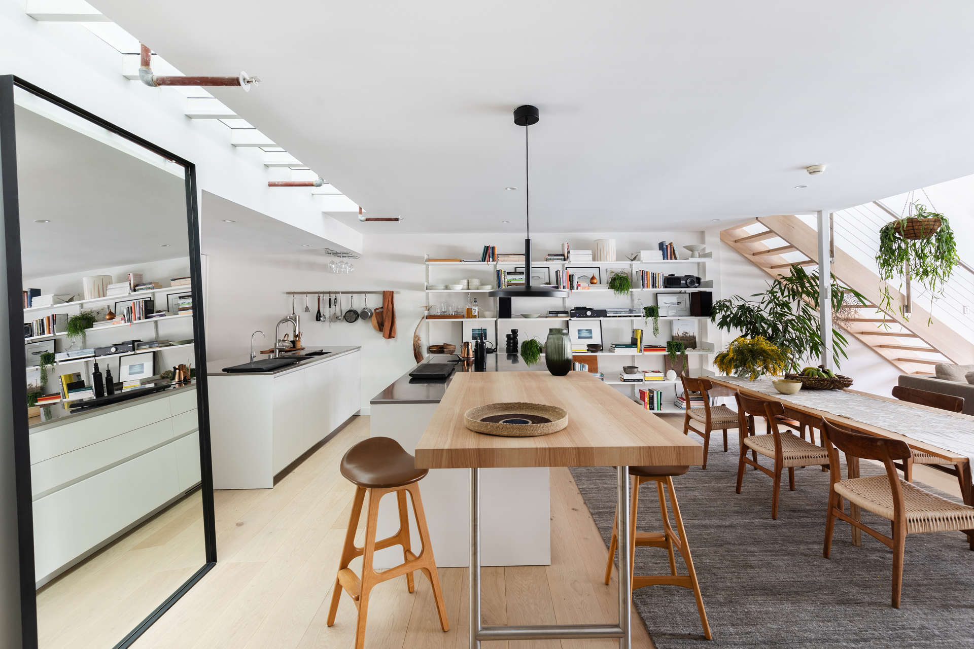 541/6E Cowper Wharf Roadway, Woolloomooloo, NSW 2011 - Image 2