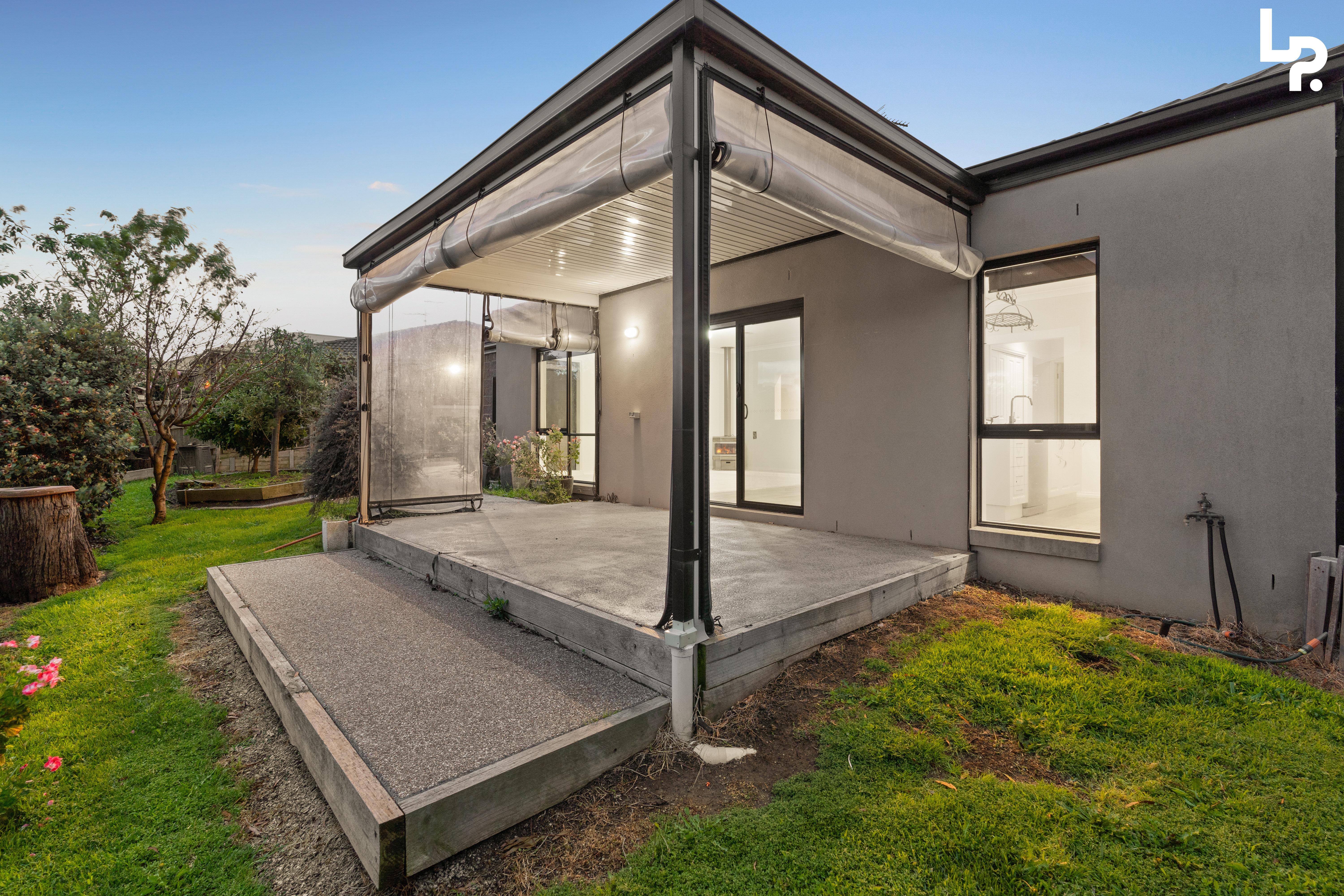 2-bedroom unit at 10 27 JEFFERSON ROAD, GARFIELD VIC 3814, Cardinia, Victoria