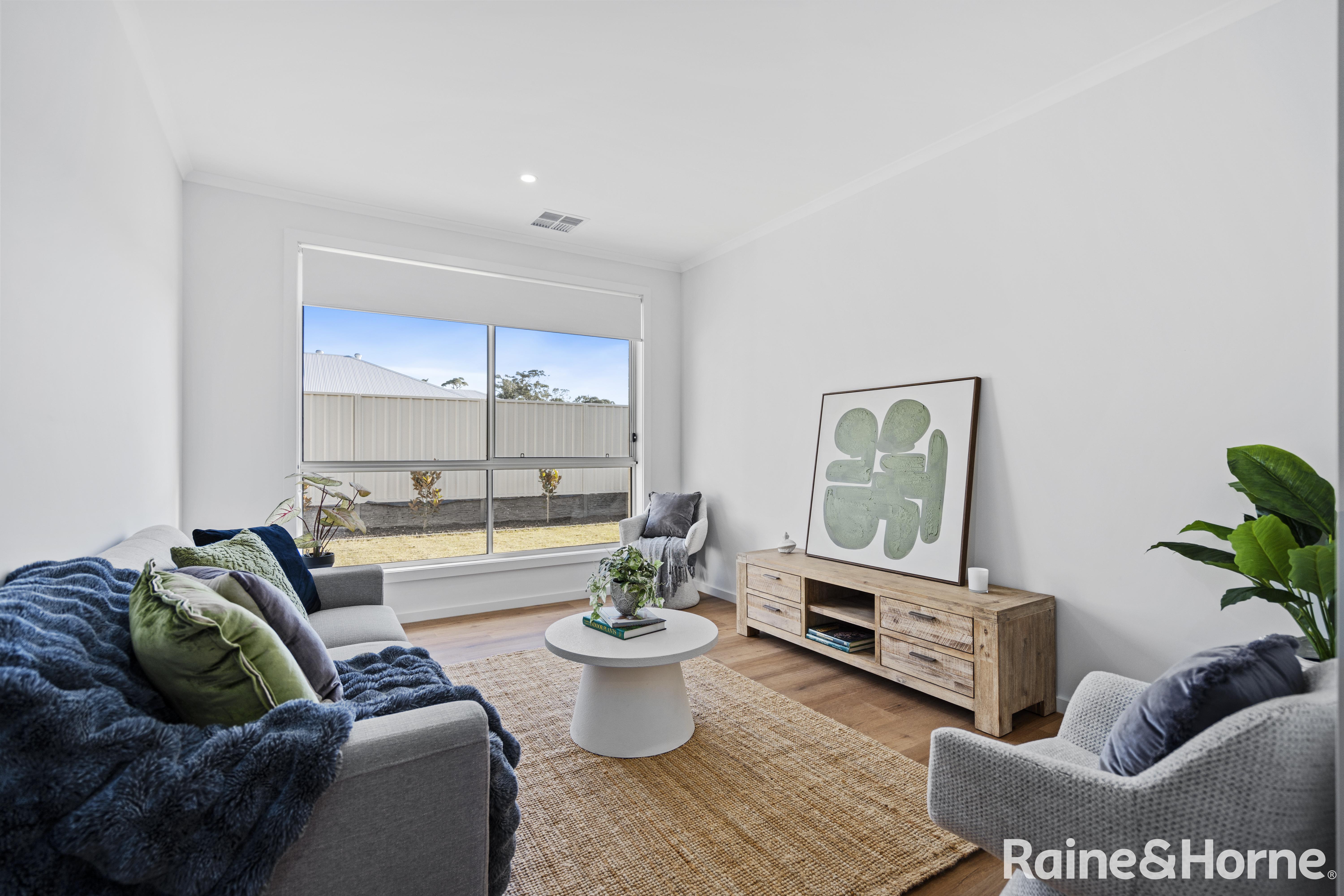 4-bedroom house at 8 Badcoe Crescent, Strathalbyn, SA 5255, Alexandrina, South Australia
