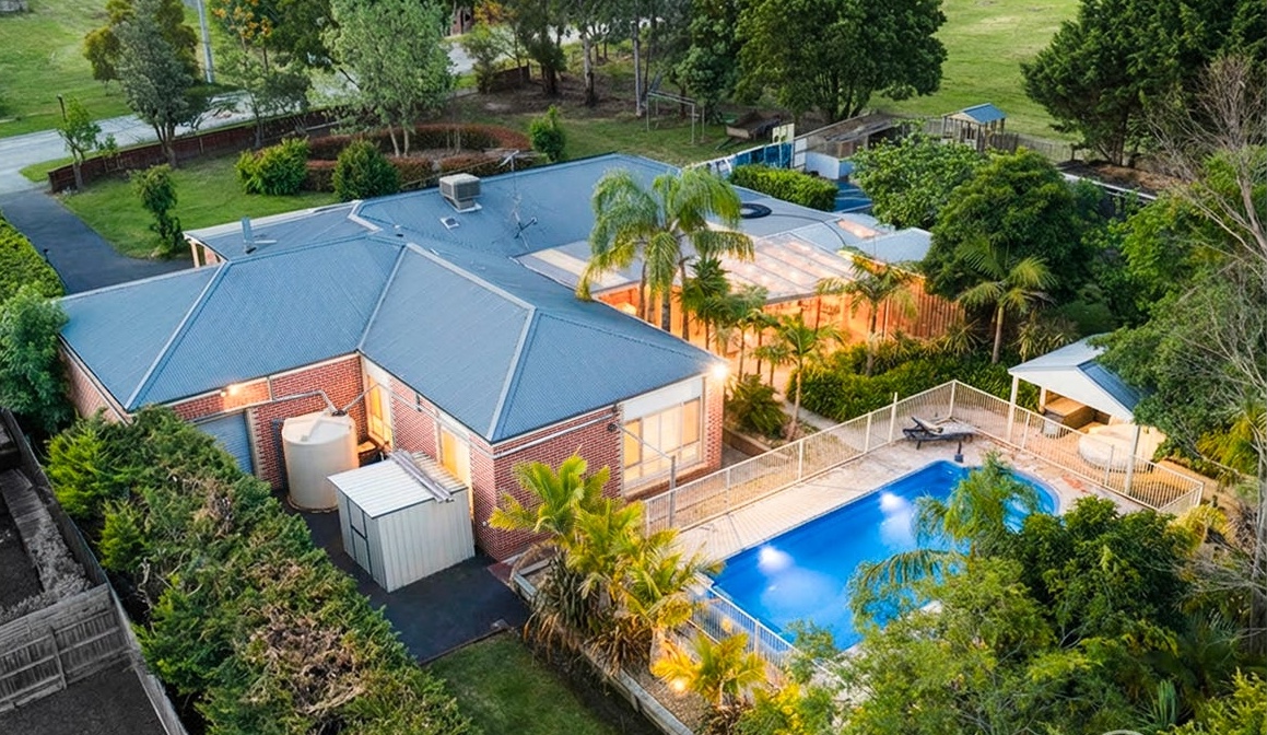 144 AHERN ROAD, Pakenham VIC 3810 - Image 3