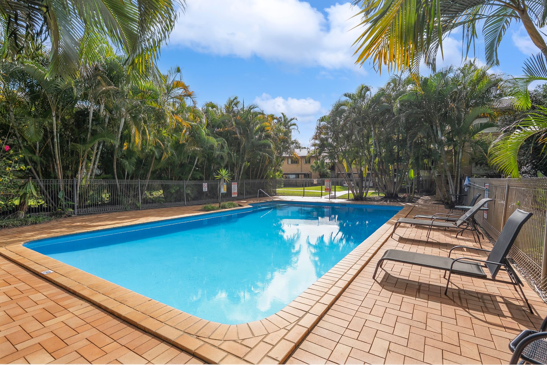 26/20-24 Barbet Place, Burleigh Waters, QLD 4220 - Image 10
