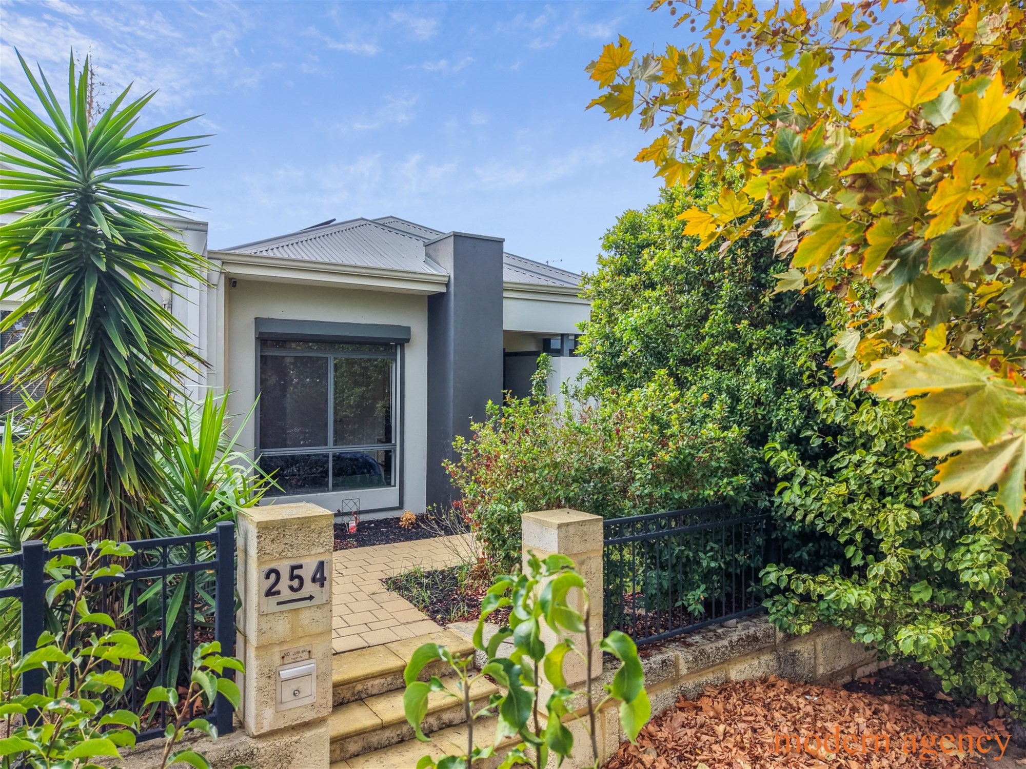 254 MILLHOUSE ROAD, Aveley WA 6069 - Image 1