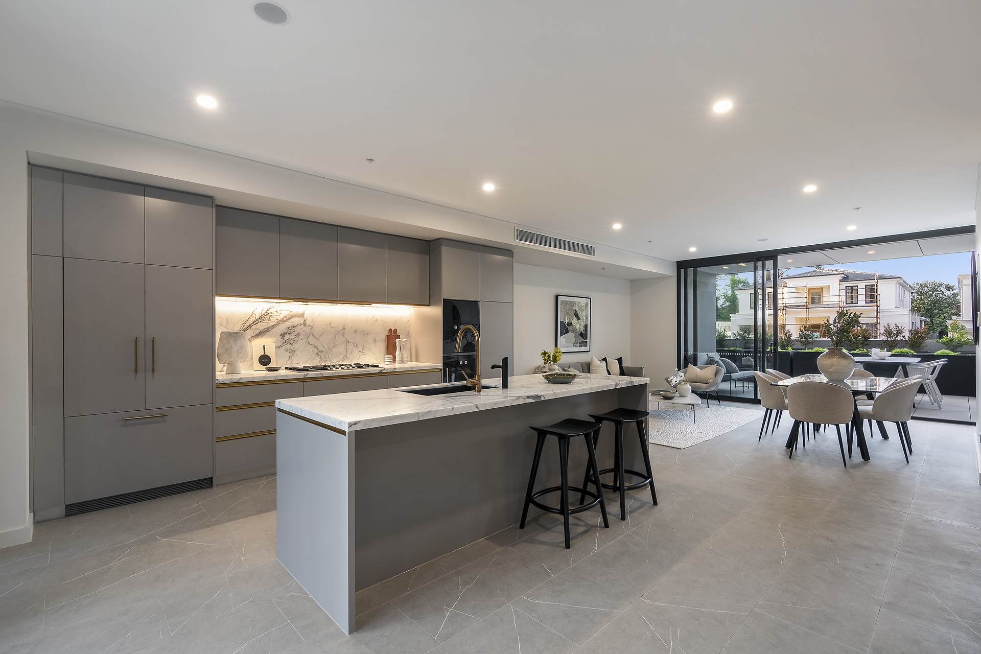 4-bedroom unit at 2/1A Roxy Place, Lindfield, NSW 2070, Ku-Ring-Gai, New South Wales