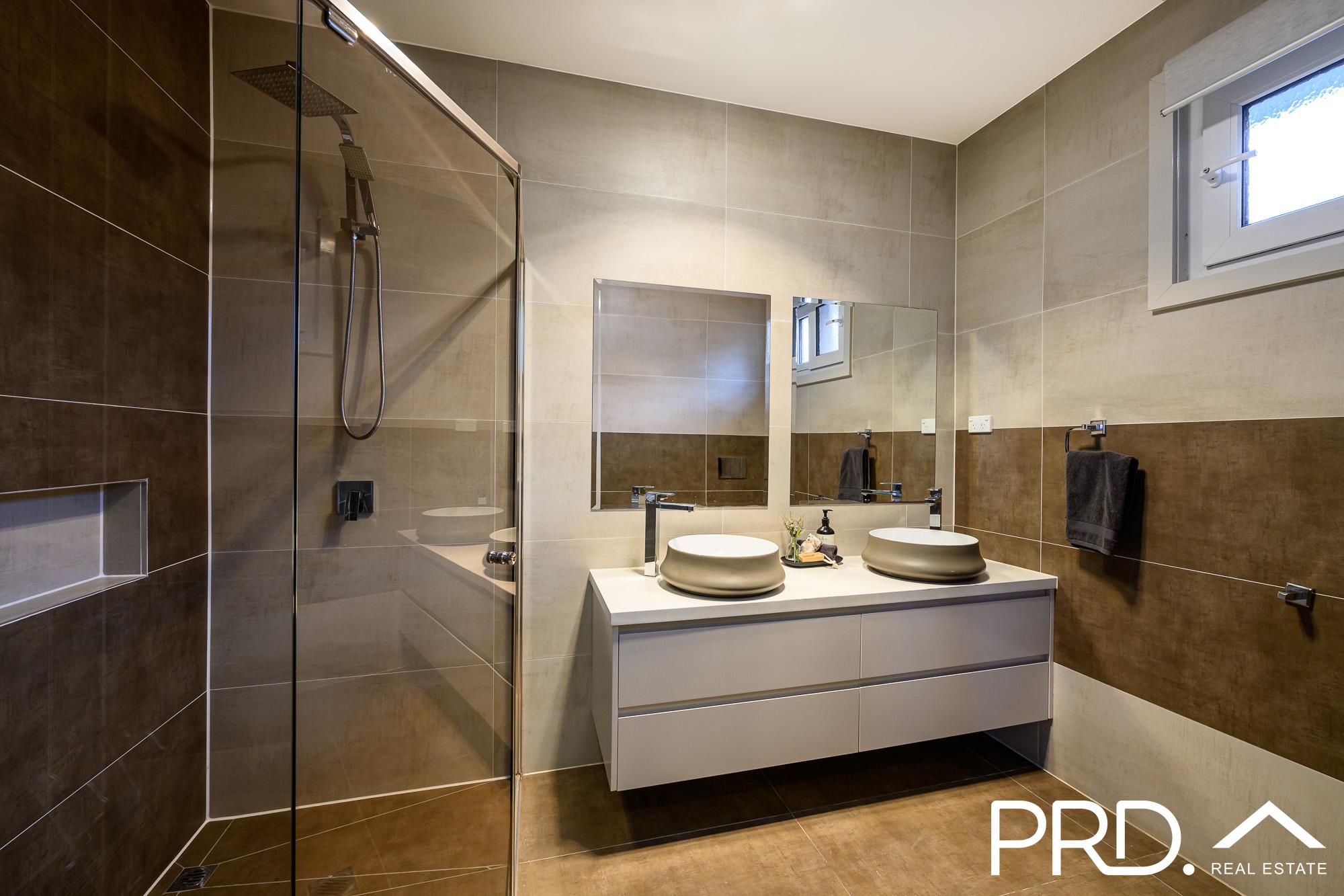 97 WESTON STREET, Panania NSW 2213 - Image 6