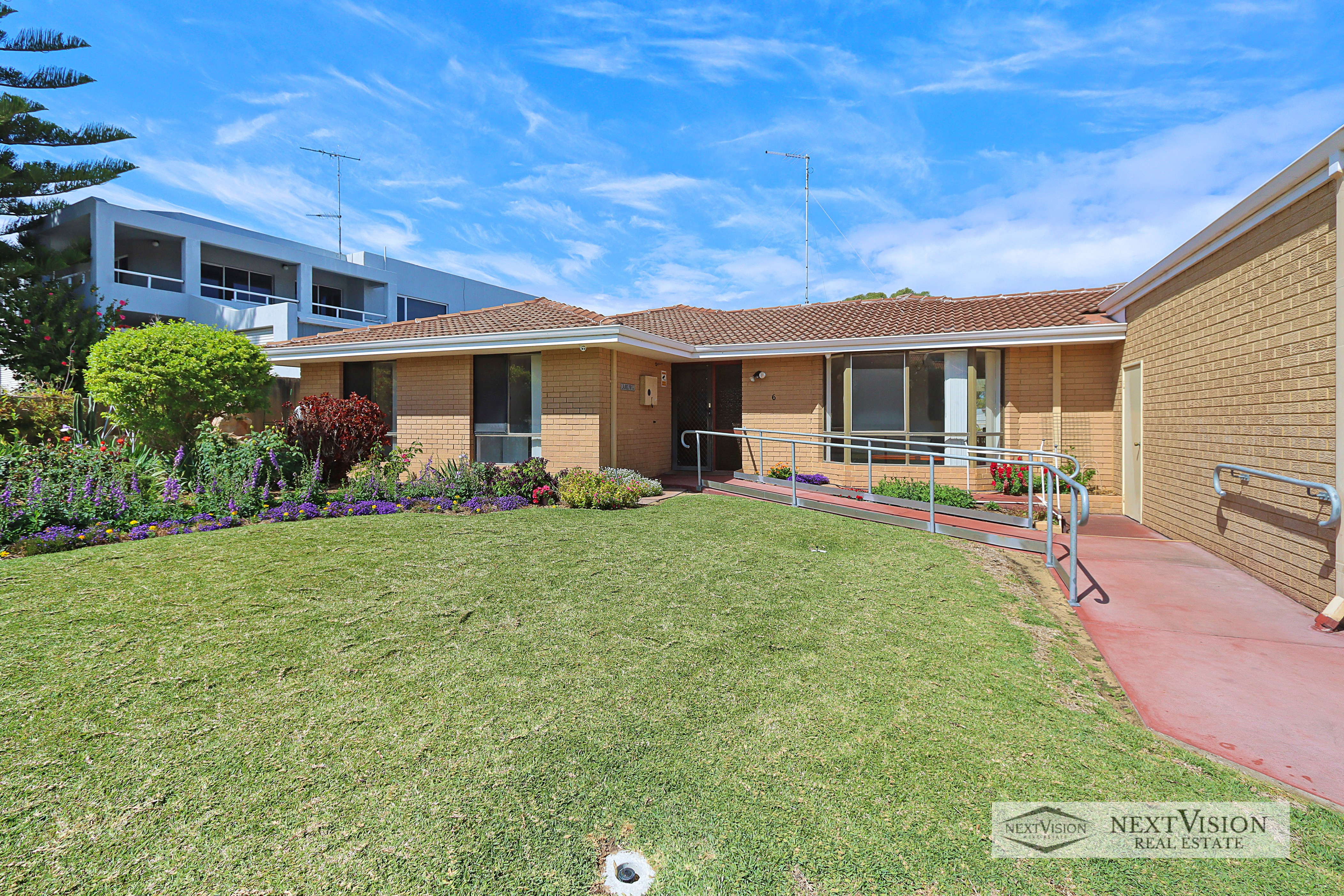 6 Amity Boulevard, Coogee, WA 6166 - Image 4
