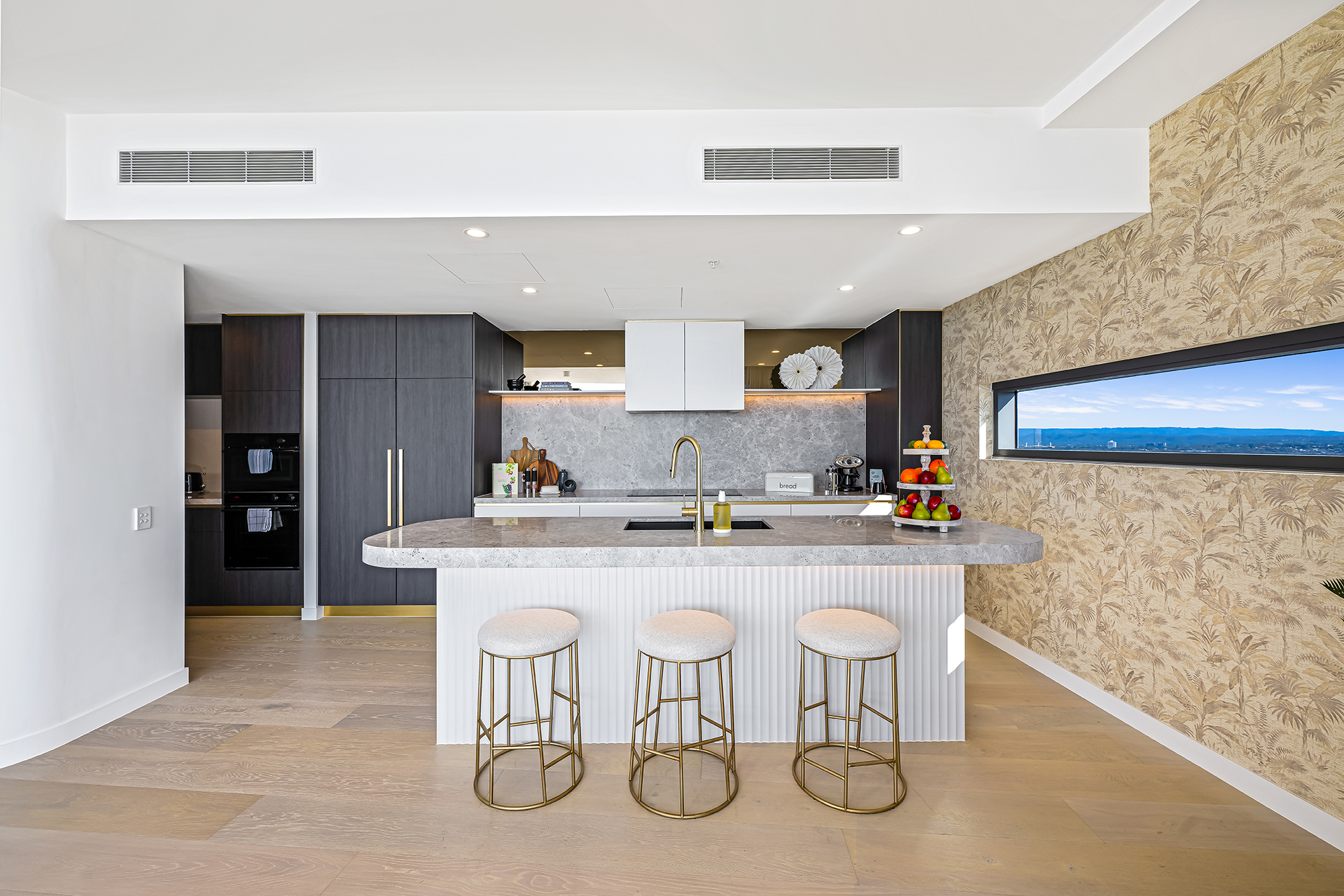 2401/122 Surf Parade, Broadbeach, Qld, 4218 - Image 3