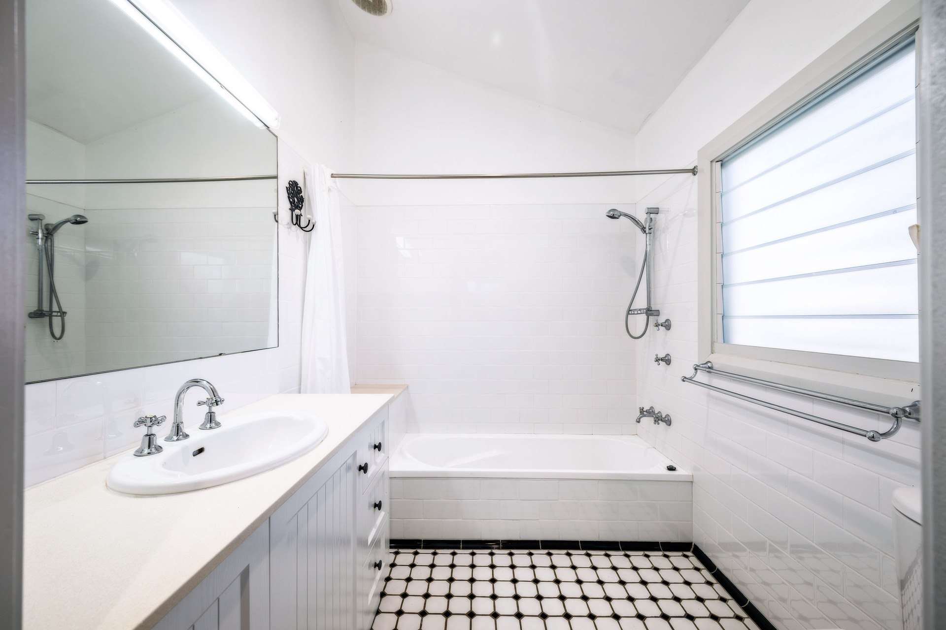 2-bedroom house at 17 Winter Avenue, Mylestom, Nsw, 2454, Bellingen, New South Wales