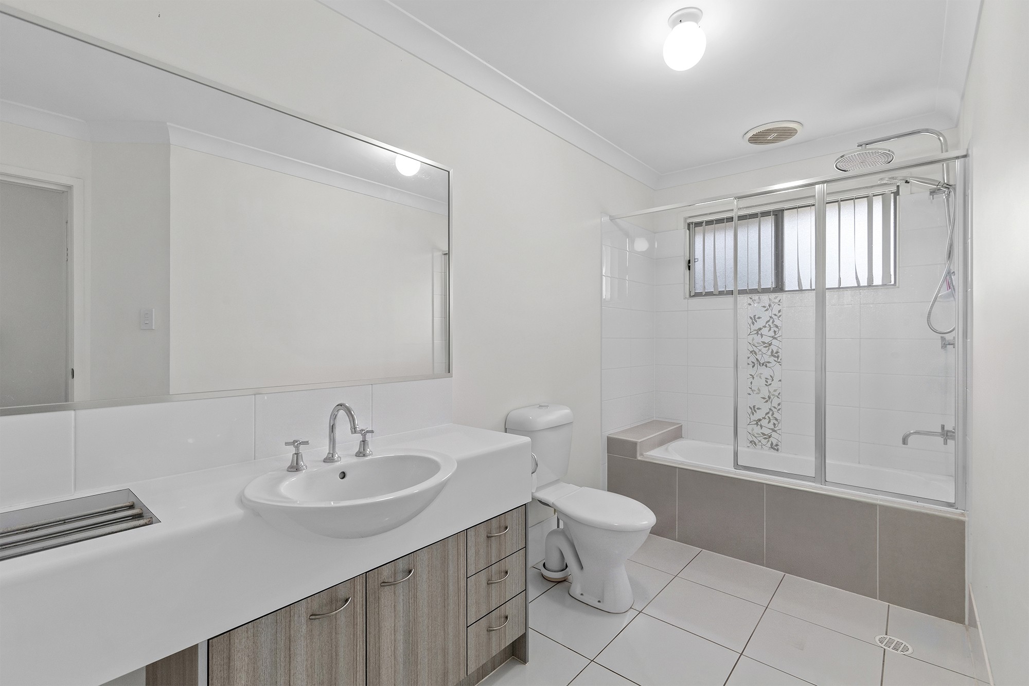 3-bedroom unit at 153 350 LEITCHS ROAD, BRENDALE QLD 4500, Moreton Bay, Queensland