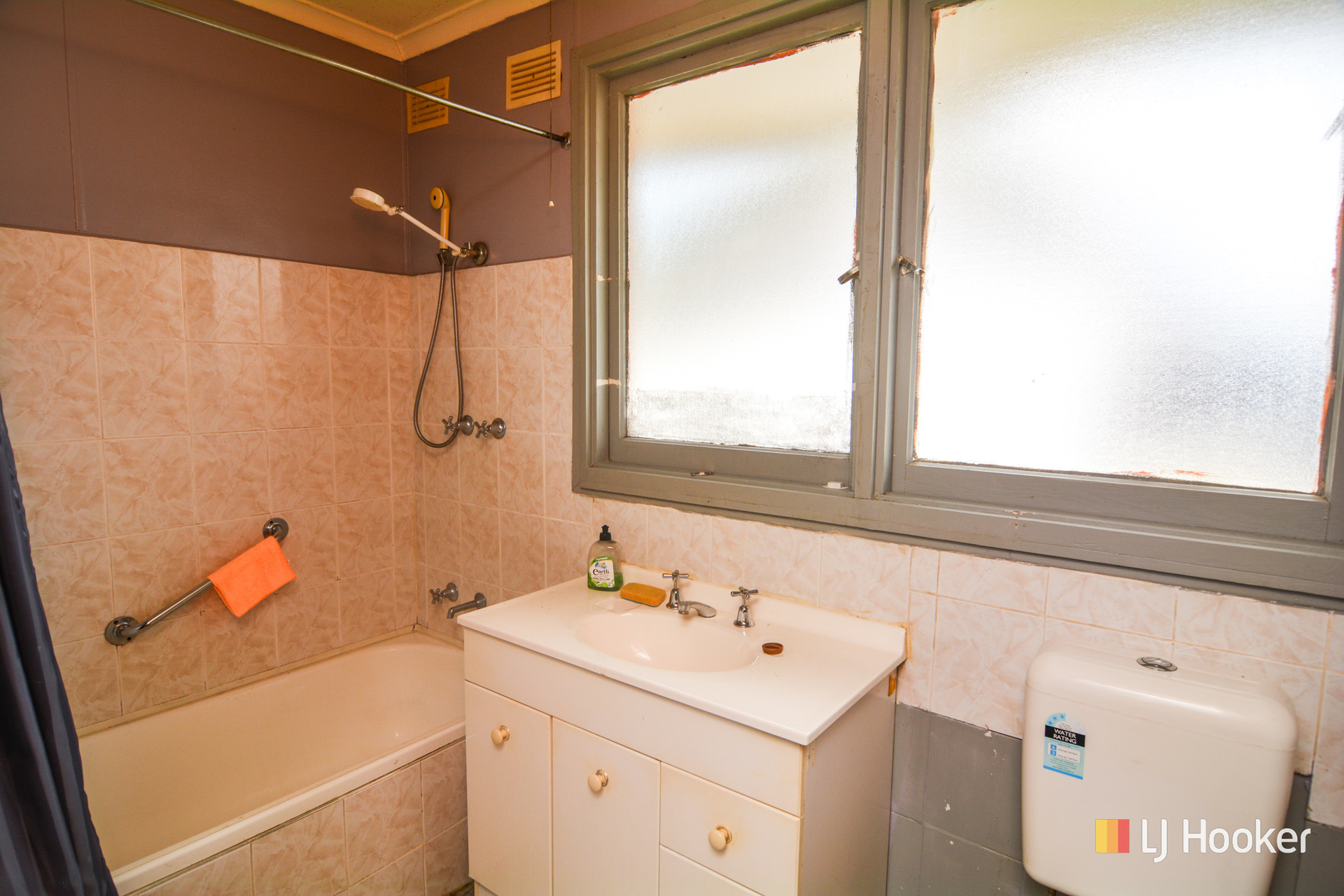 4-bedroom house at 1092 Great Western Highway, Lithgow, Nsw, 2790, Lithgow, New South Wales