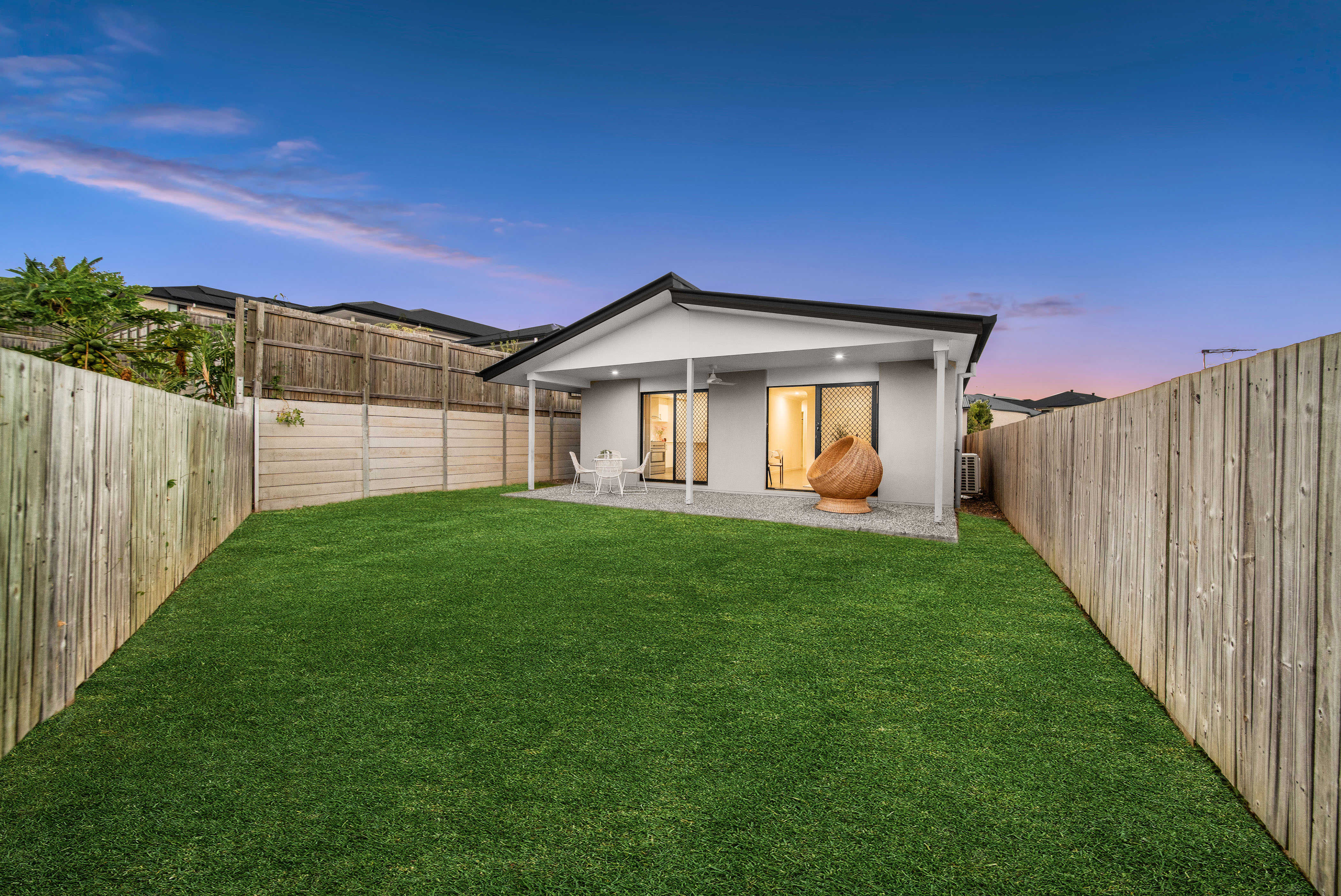 19 Broxburn Circuit, Spring Mountain, Qld, 4300 - Image 2