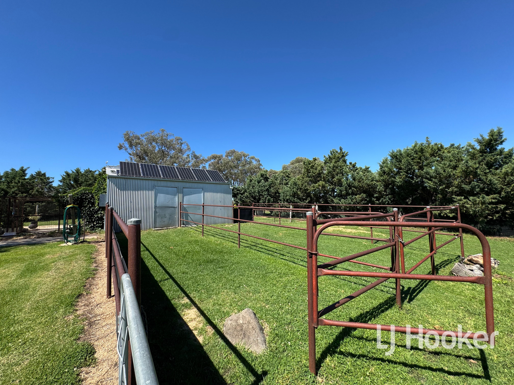 5-bedroom unit at 71 Gillespies Lane, Inverell, Nsw, 2360, Inverell, New South Wales