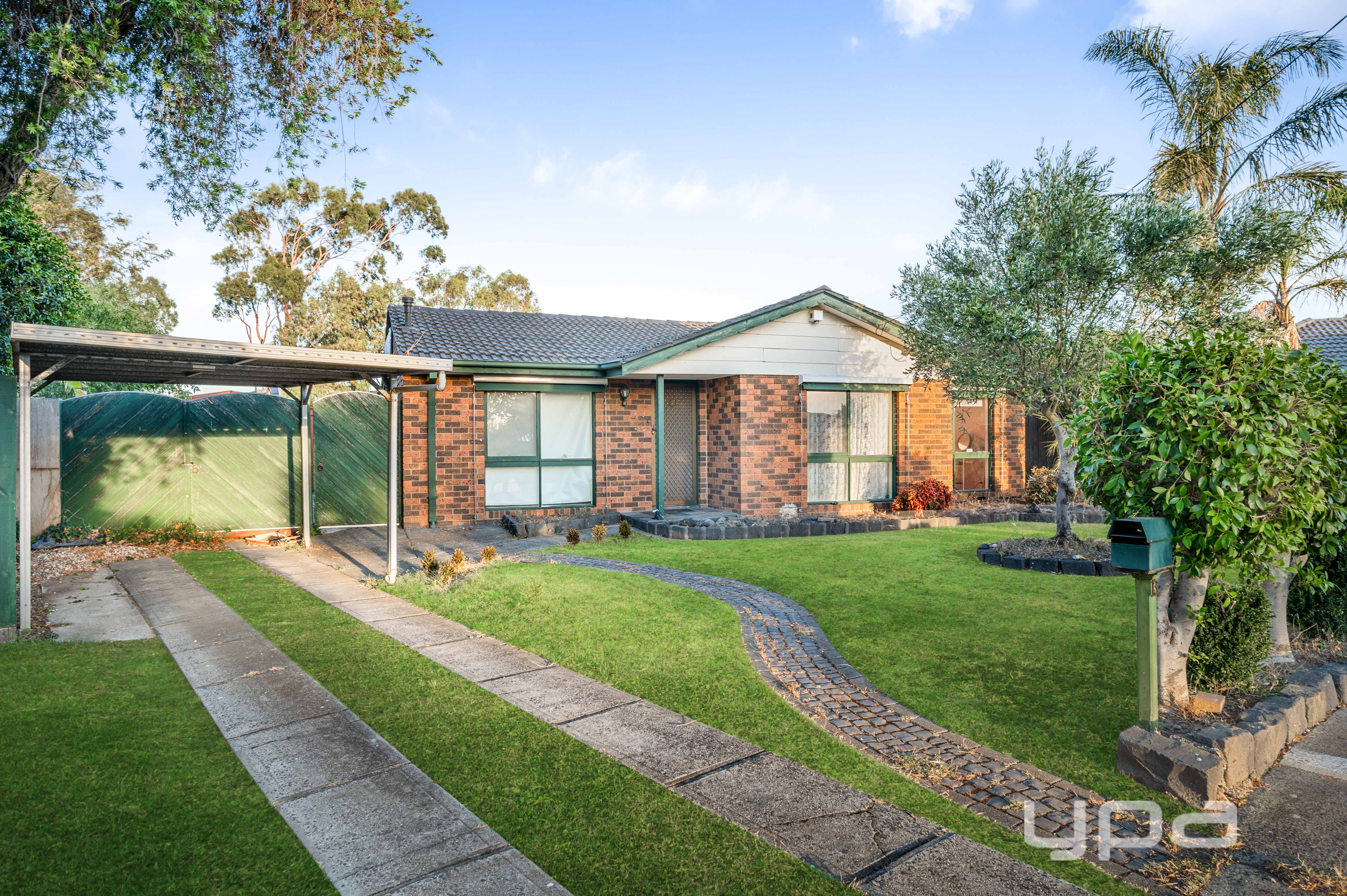 3-bedroom house at 13 Victor Place, Attwood, VIC 3049, Hume, Victoria