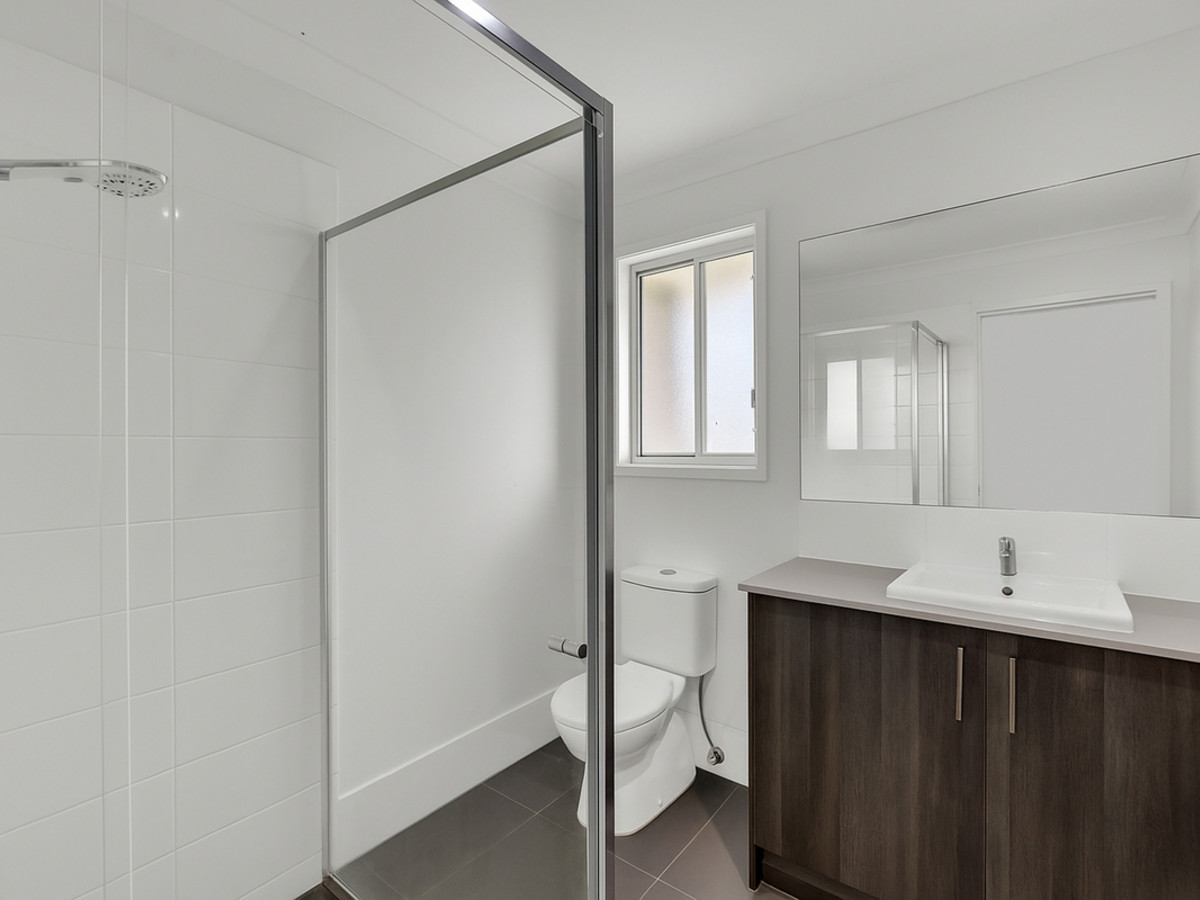 4-bedroom house at 2 Reaside Road, Walloon, QLD 4306, , Queensland