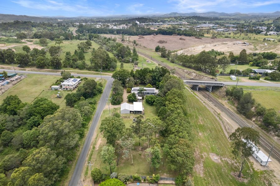 5-bedroom house at 106 NOOSA ROAD, East Deep Creek QLD 4570, Gympie, Queensland