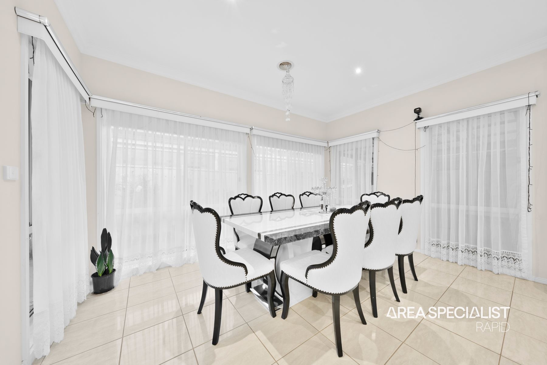 8 PAPILLION WAY, Narre Warren South VIC 3805 - Image 8