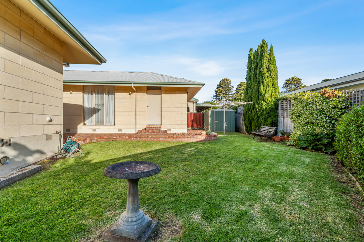 3-bedroom house at 1/7 Regent, Port Fairy, Vic, 3284, Moyne, Victoria