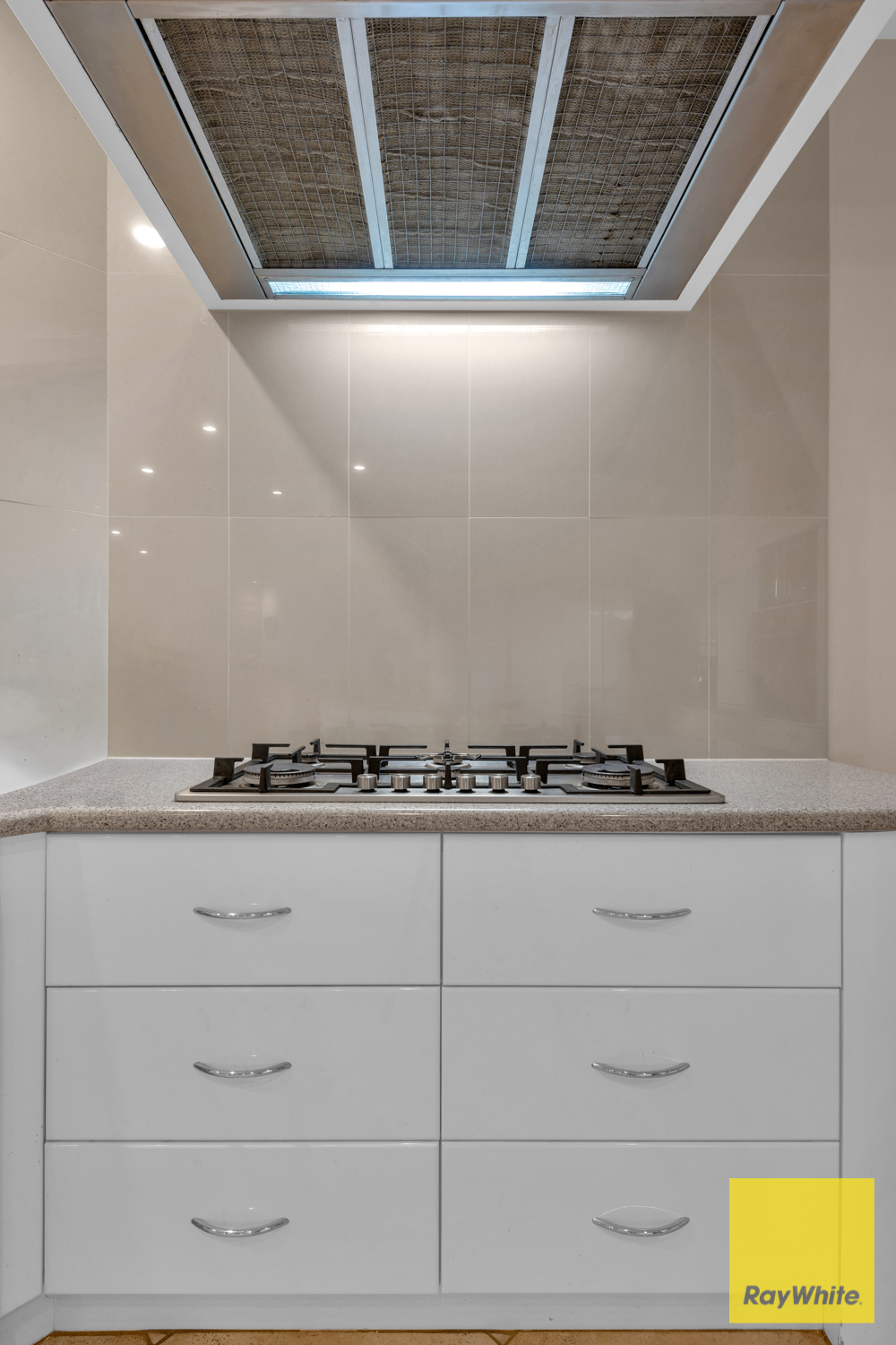 7-bedroom house at 18 BINDOWAN DRIVE, Hoppers Crossing VIC 3029, Wyndham, Victoria
