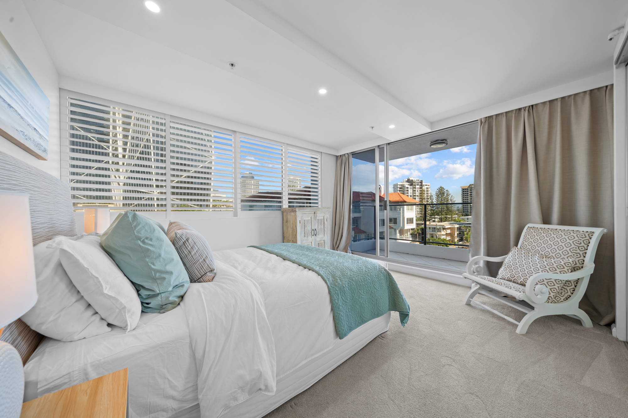 3-bedroom unit at 16 20 Old Burleigh Road, Surfers Paradise QLD 4217, Gold Coast, Queensland