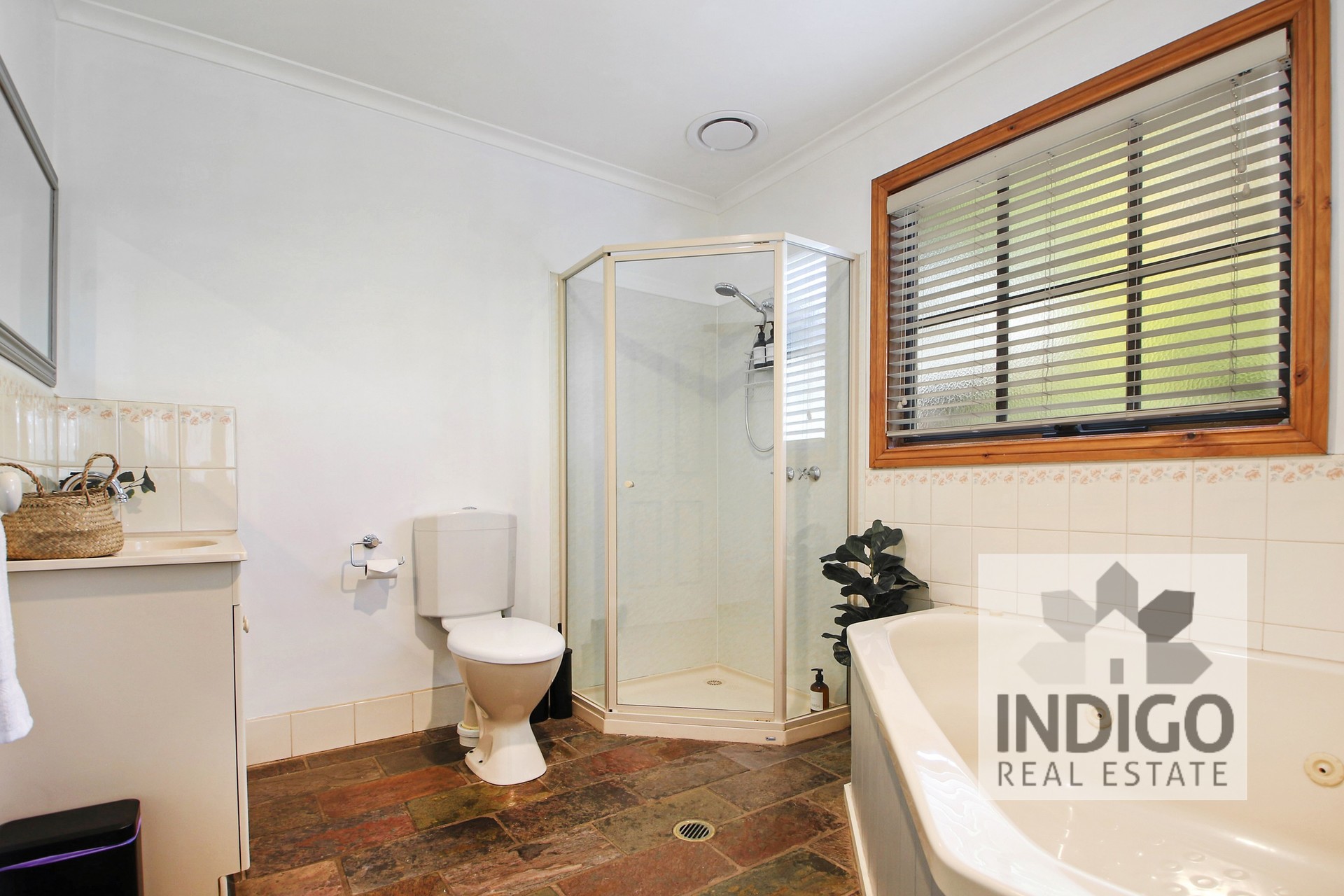 9/24 Malakoff Road, Beechworth, VIC 3747 - Image 9
