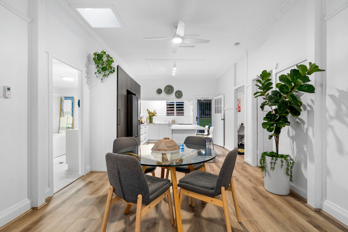 404 ENOGGERA ROAD, Alderley QLD 4051 - Image 5