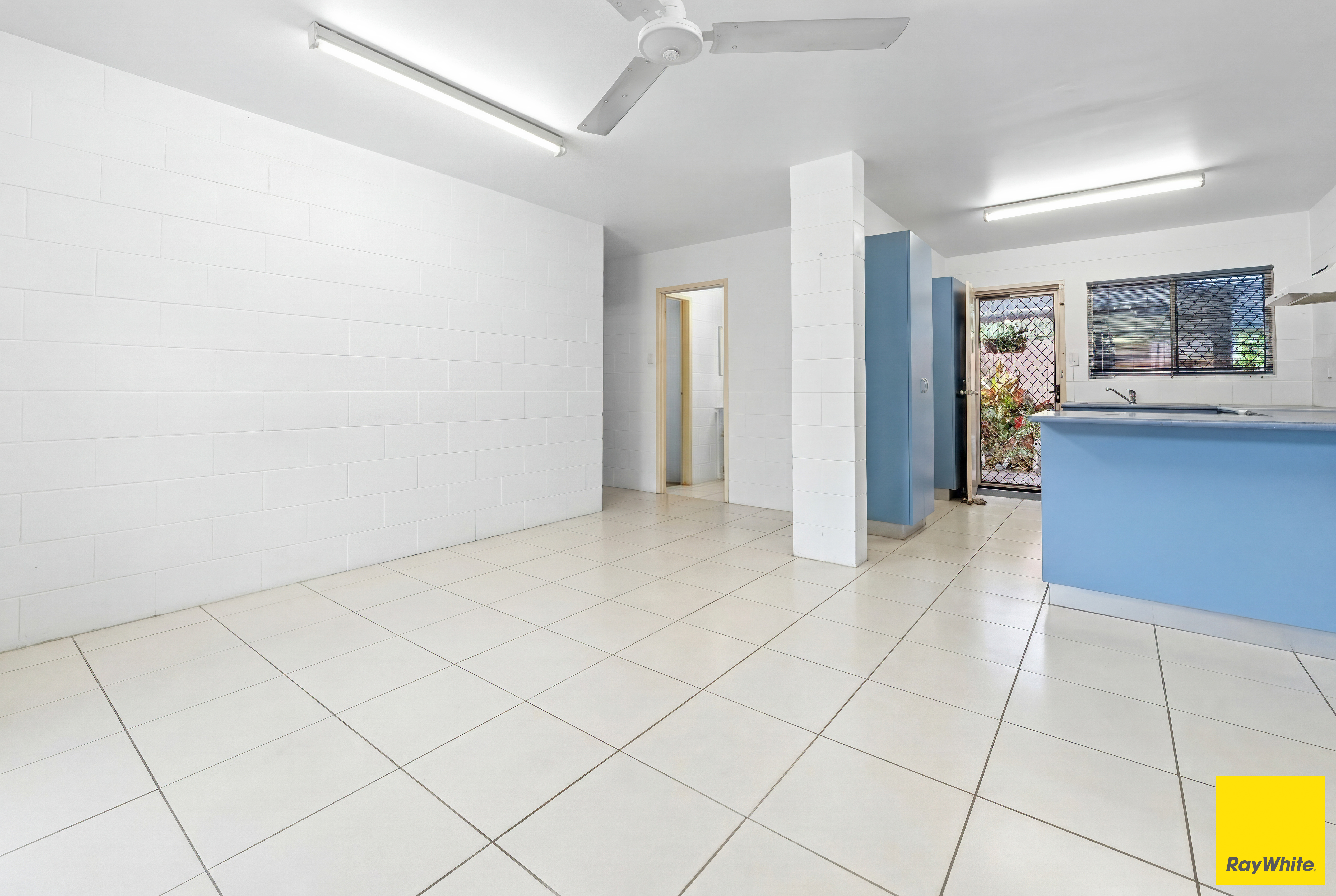 CAIRNS PREMIER LODGE 2 392 SEVERIN STREET, PARRAMATTA PARK QLD 4870 - Image 3