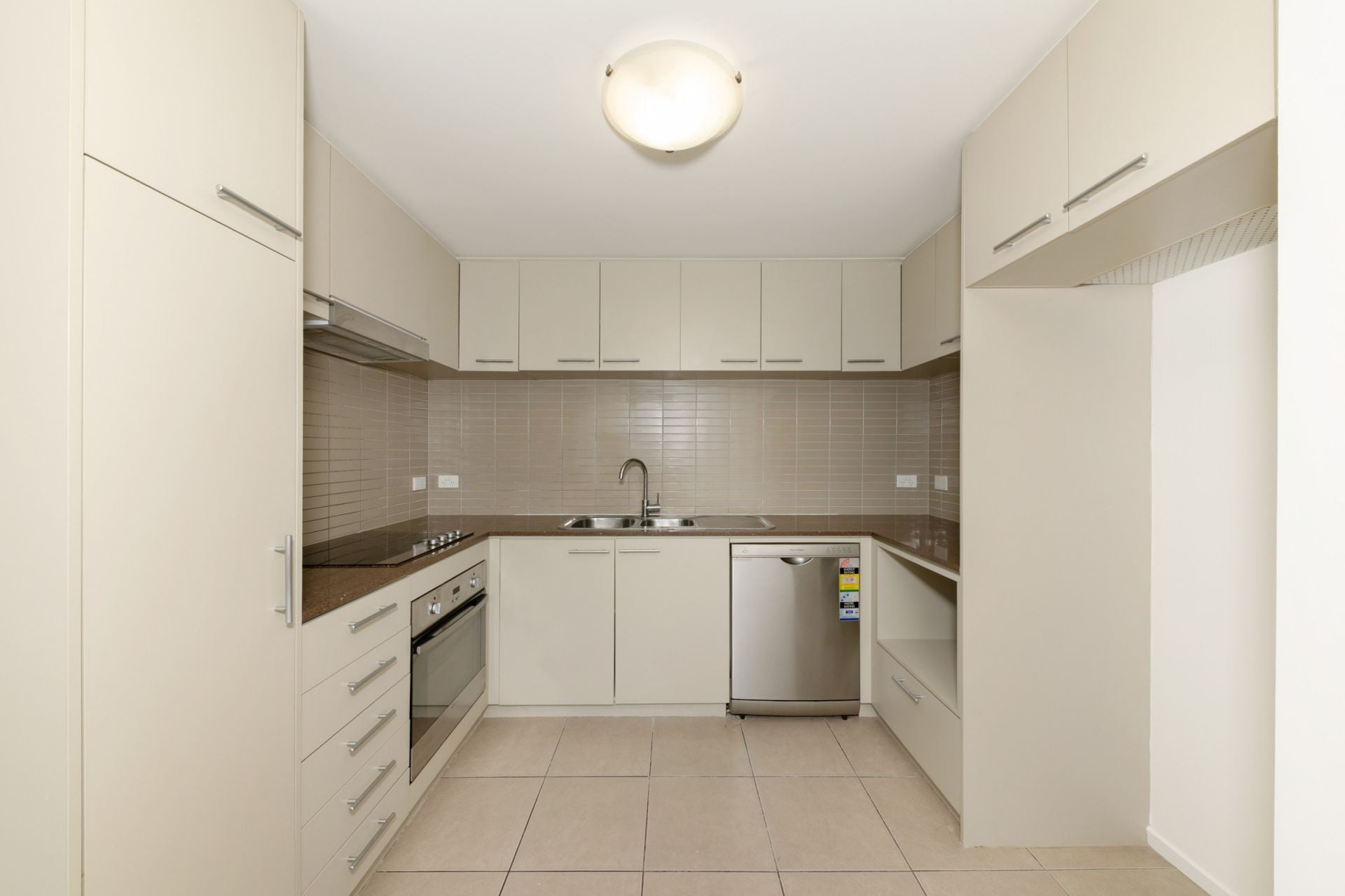 ORACLE 138 64 COLLEGE STREET, BELCONNEN ACT 2617 - Image 4