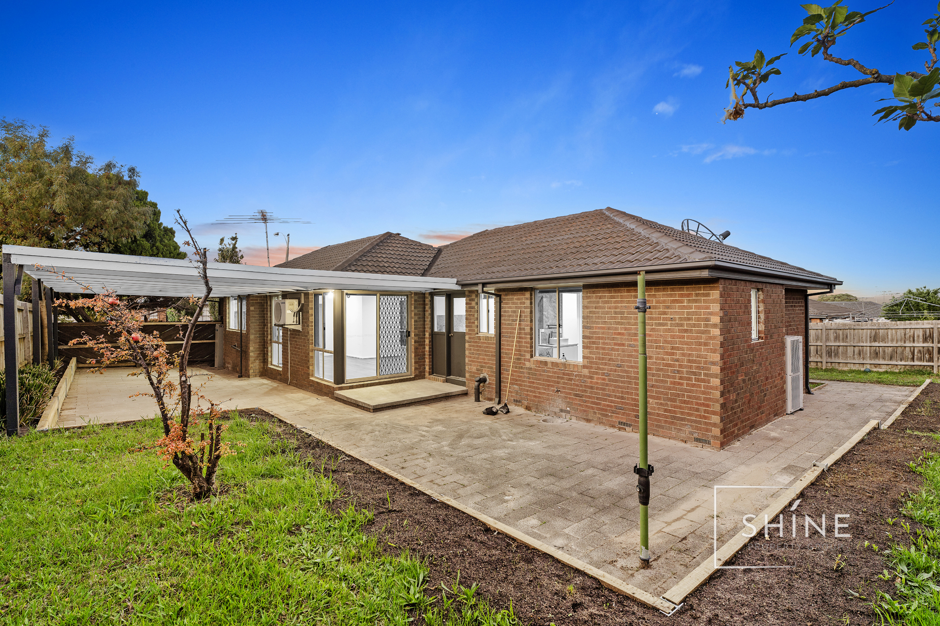 3-bedroom house at 65 Gleneagles Drive, Endeavour Hills, VIC 3802, Casey, Victoria