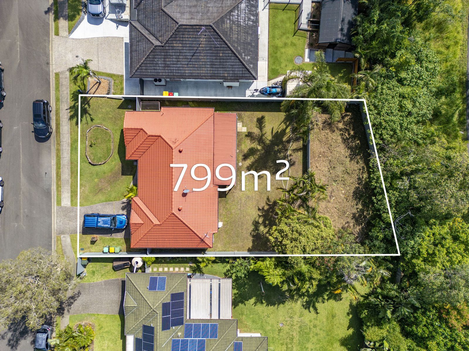 22 Davis Cup Court, Oxenford, QLD 4210 - Image 2