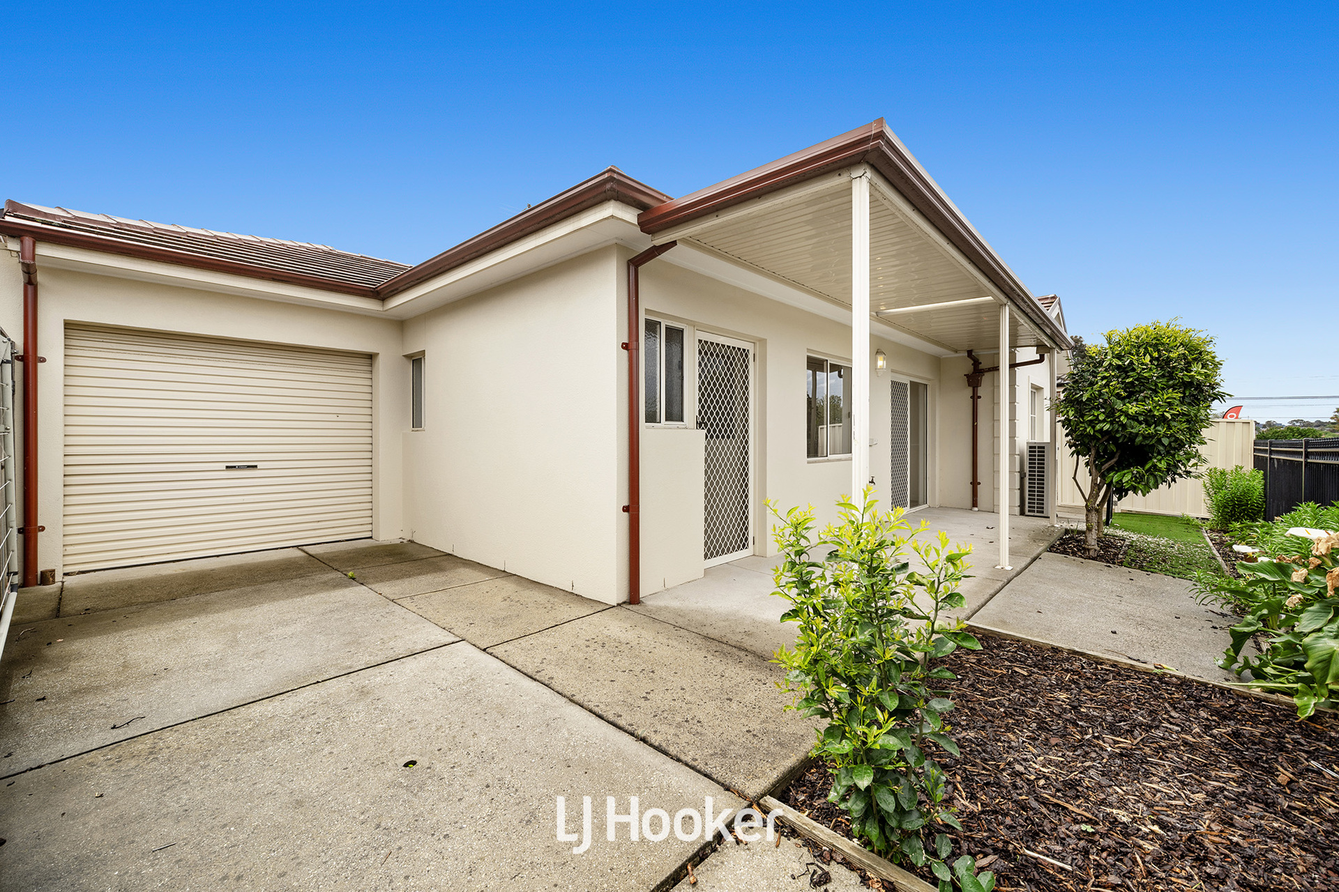 3-bedroom unit at 2/8 Saffron Drive, Hallam, VIC 3803, Casey, Victoria