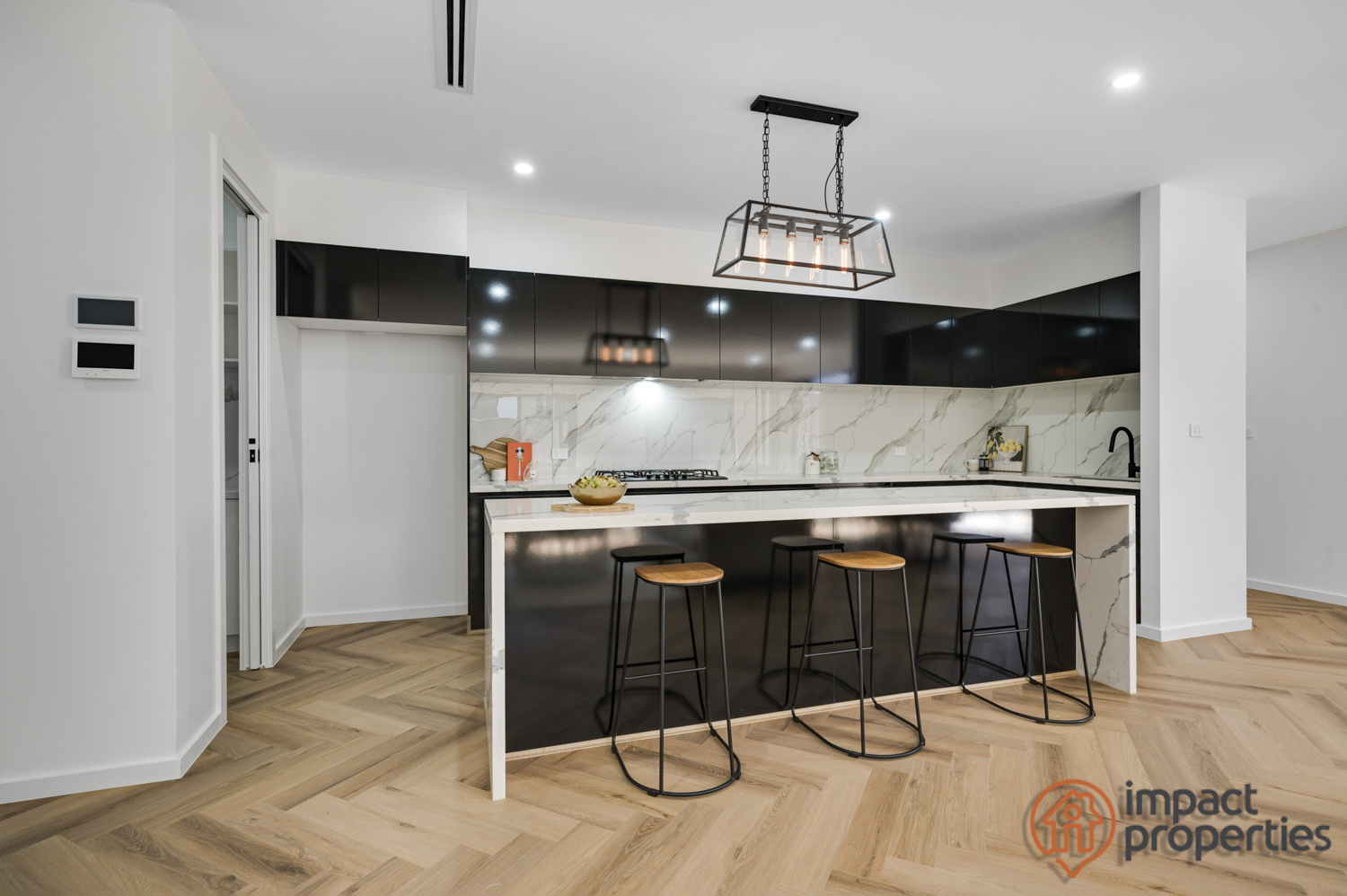 218 GLENROCK DRIVE, Googong NSW 2620 - Image 1