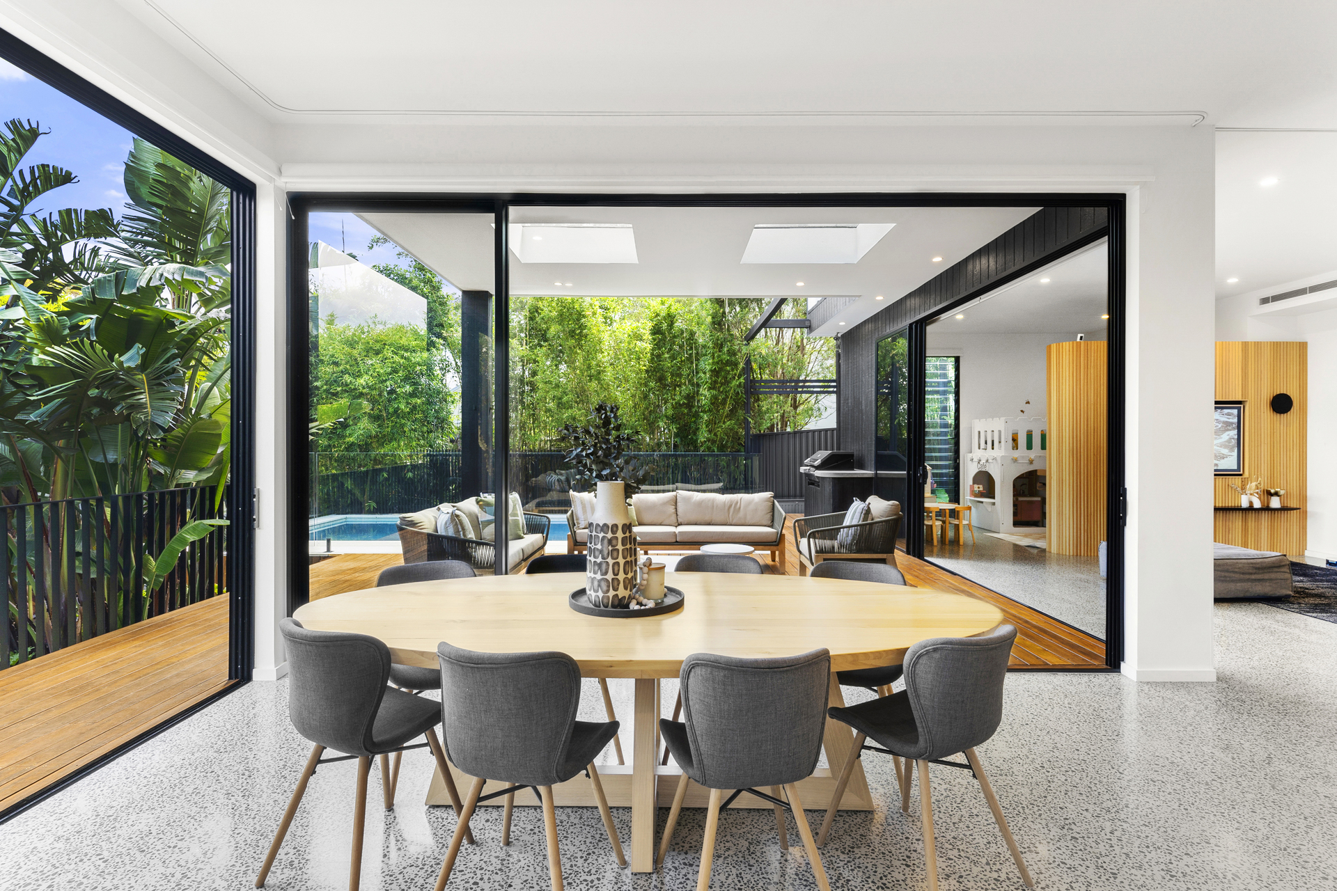 11 Gillham Avenue, Caringbah South, NSW 2229 - Image 6