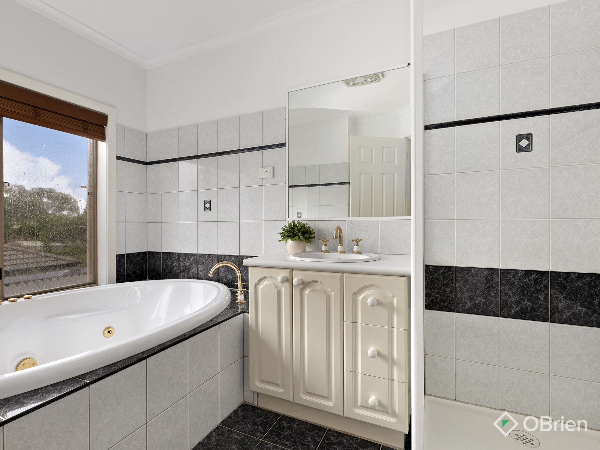 3 Pastoral Place, Sydenham, VIC 3037 - Image 8