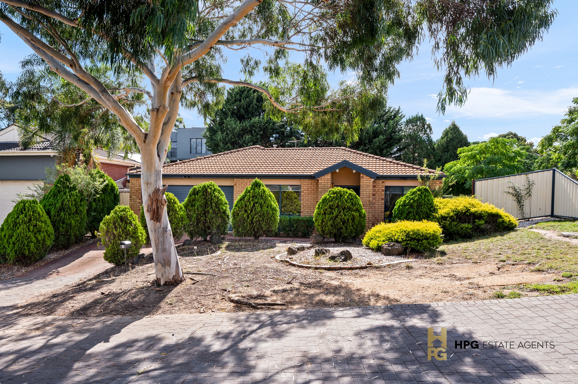 4-bedroom house at 2 DENISON PLACE, Roxburgh Park VIC 3064, Hume, Victoria