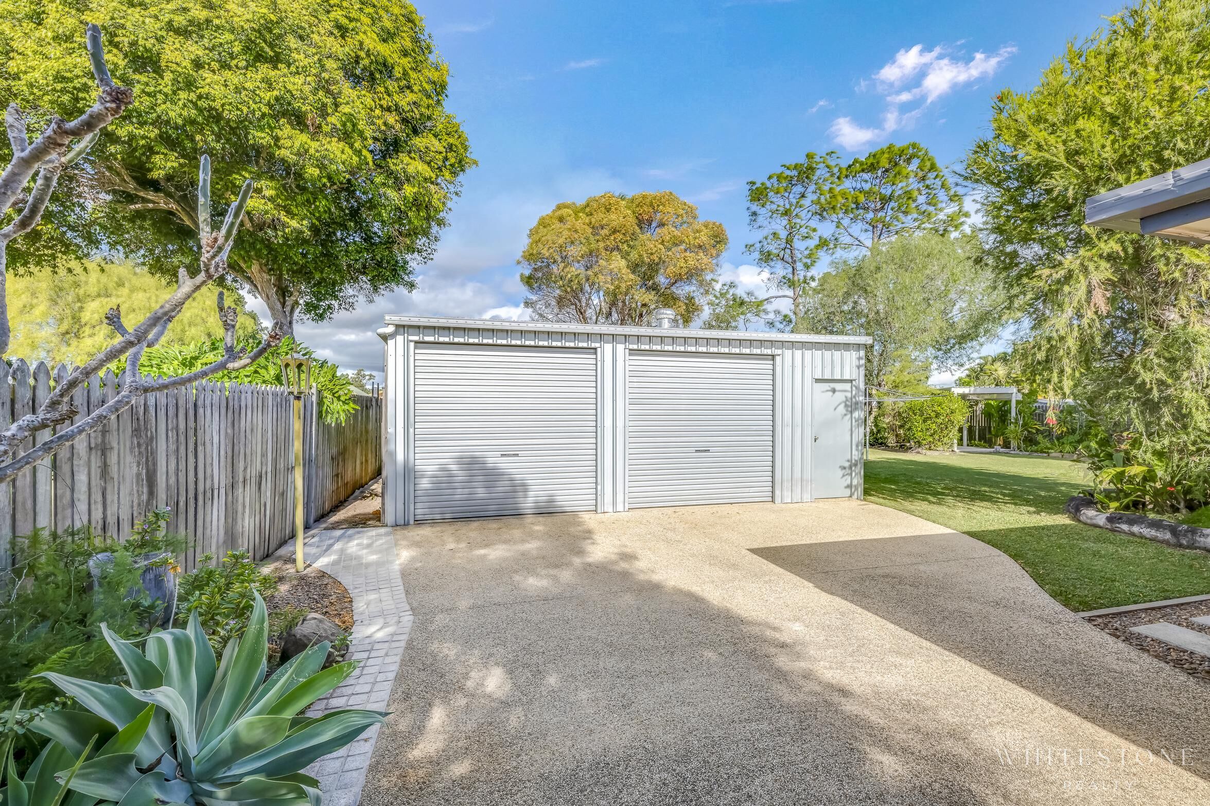38 SINCLAIR STREET, Avenell Heights QLD 4670 - Image 3