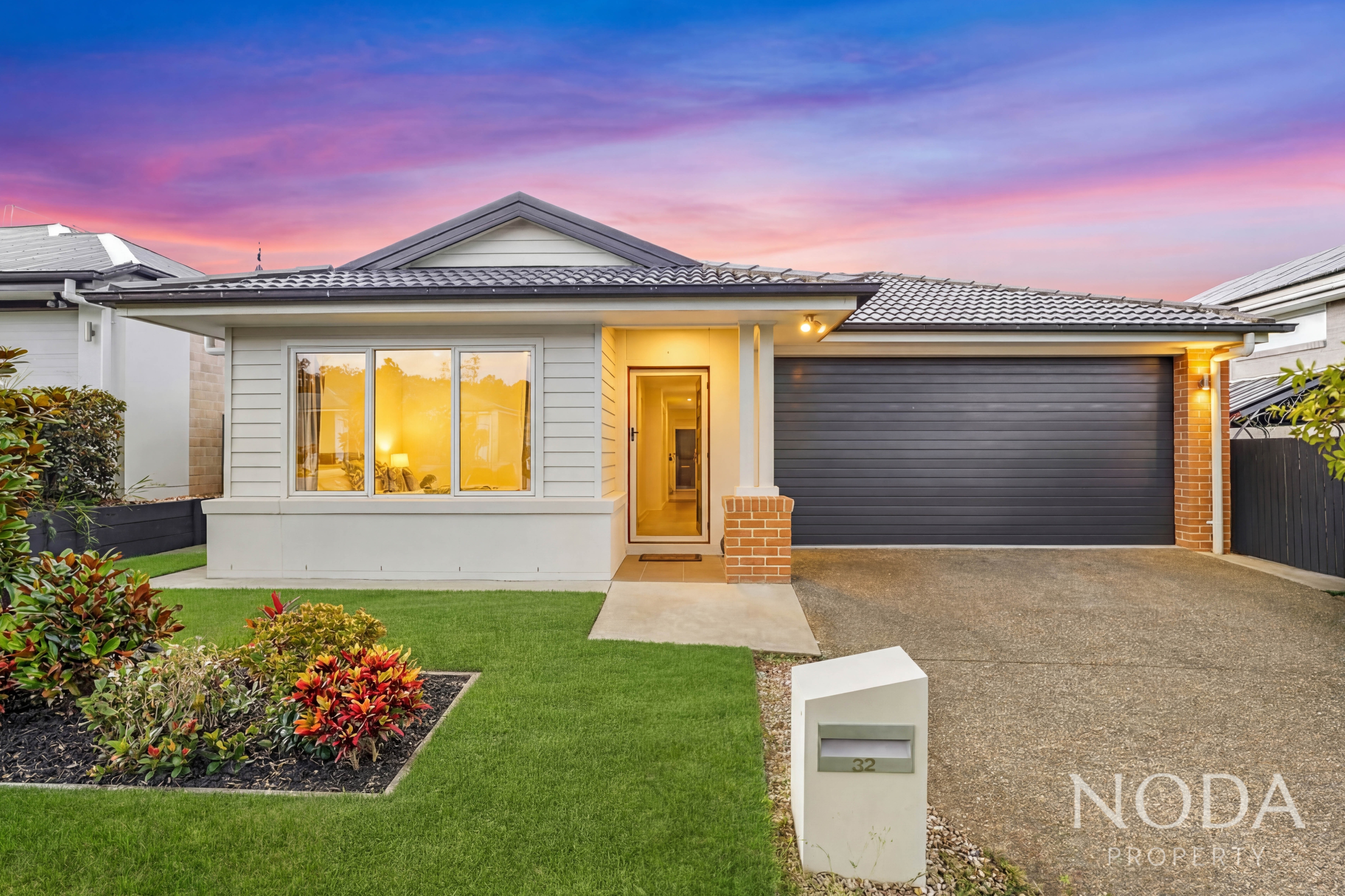 32 STRINGYBARK STREET, Spring Mountain QLD 4300 - Image 3