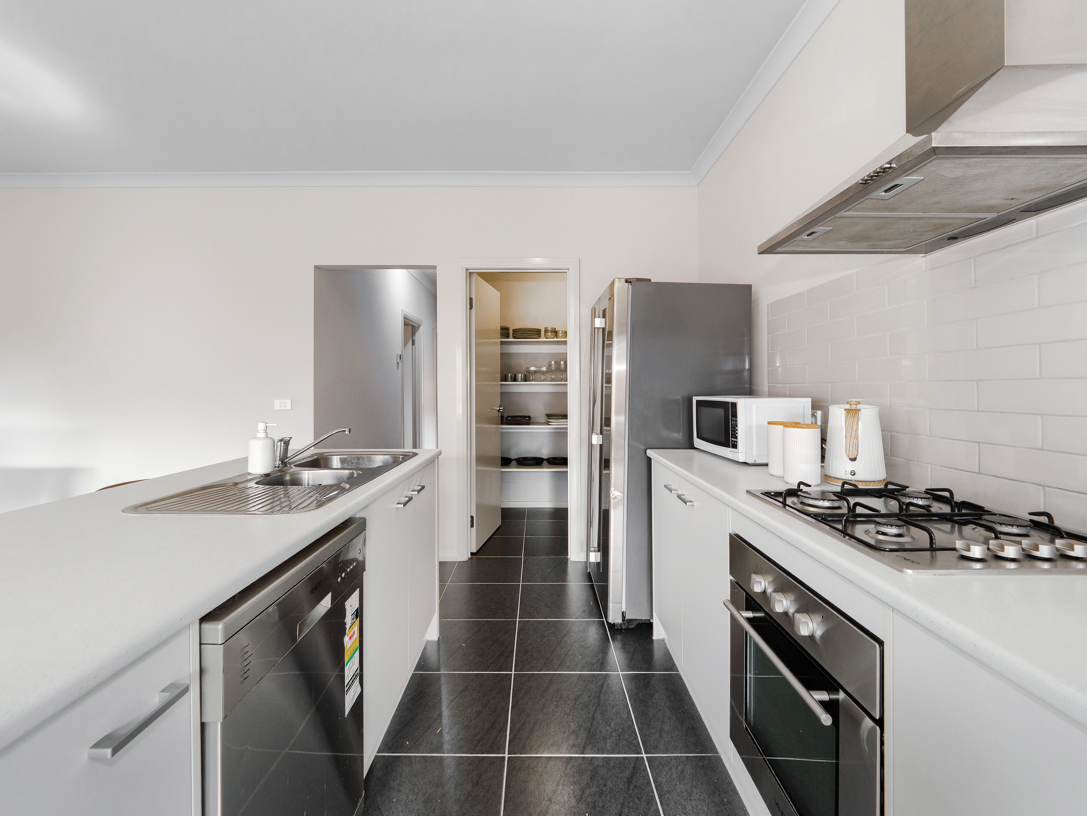31 Berrybank Terrace, Botanic Ridge, VIC 3977 - Image 8